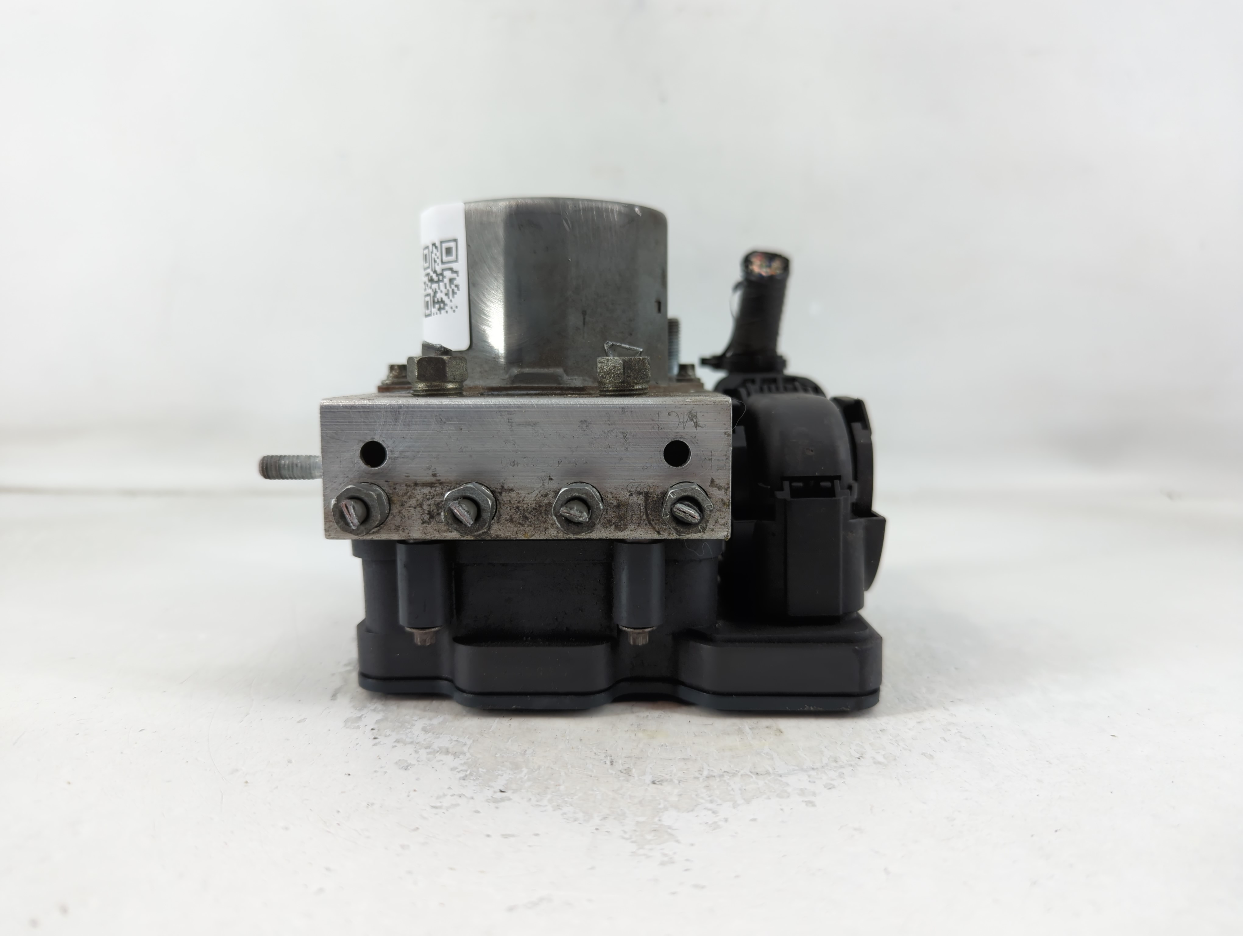 2015-2017 Toyota Camry Abs Pump Control Module 795151 - Oemusedautoparts1.com