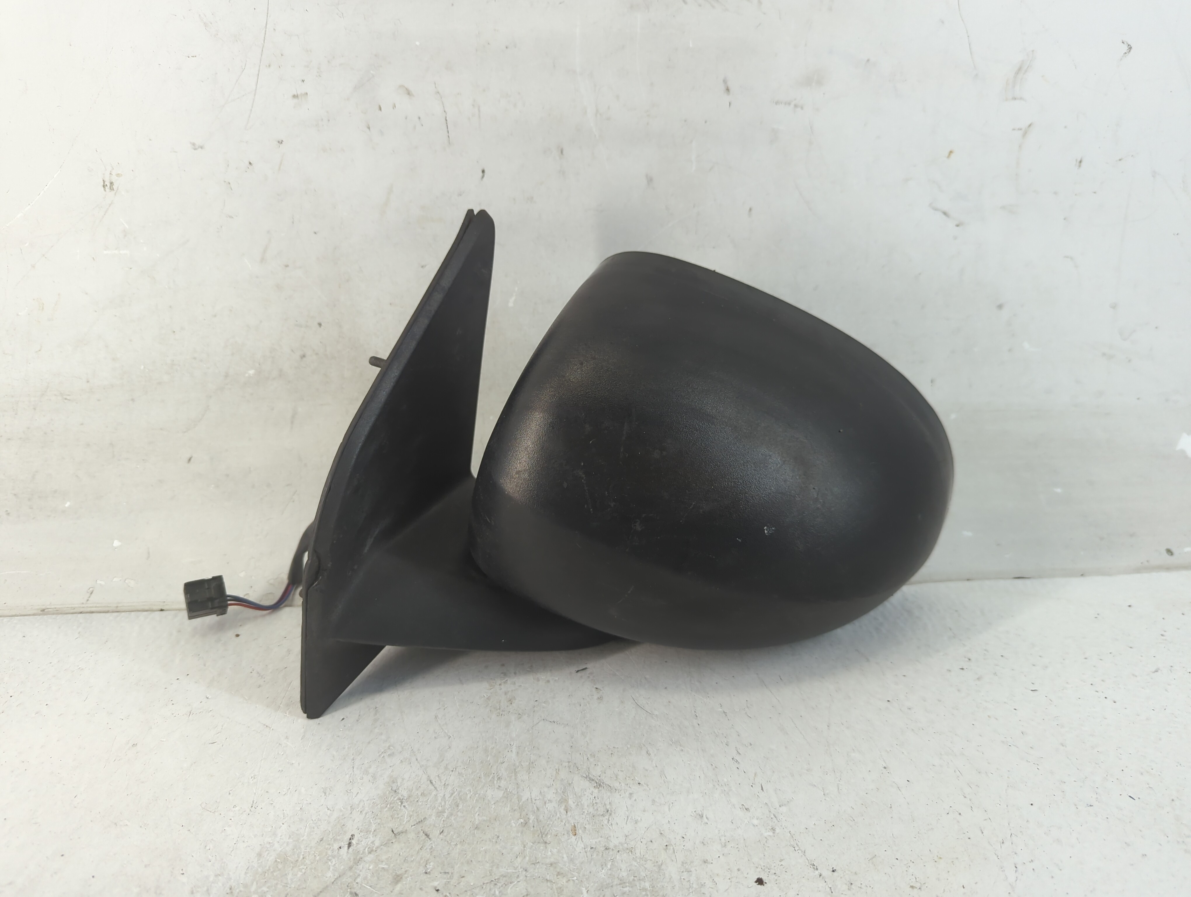 2007-2012 Jeep Compass Driver Left Side View Power Door Mirror Black 795368 - Oemusedautoparts1.com