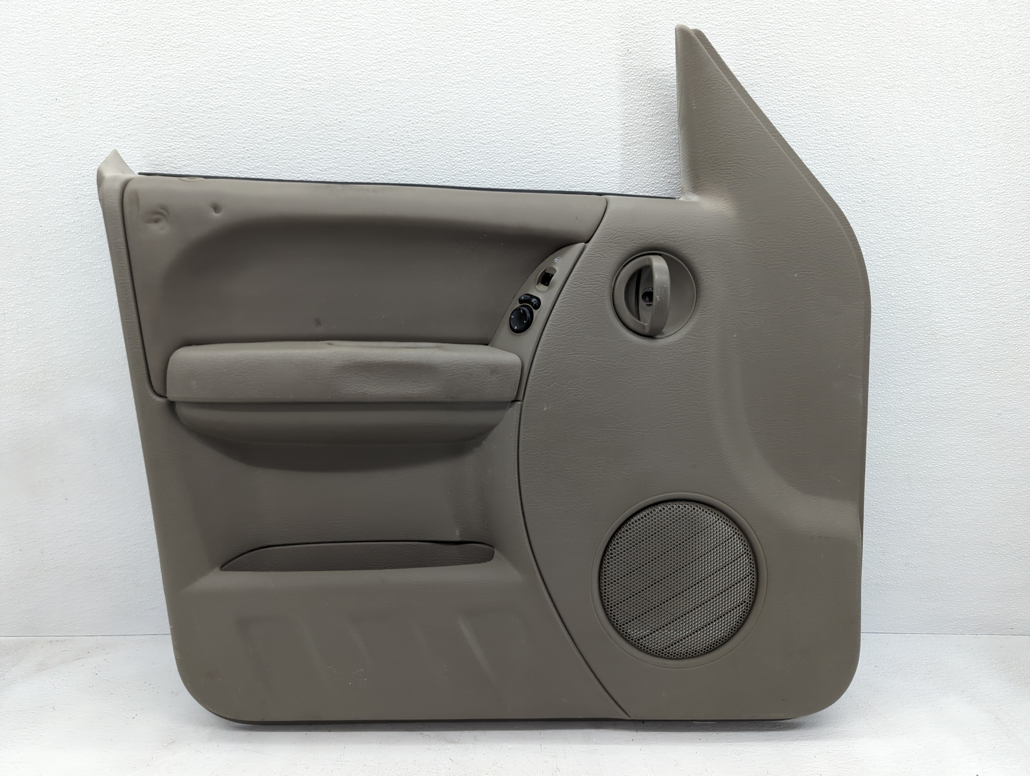 Picture of 2005 Jeep Liberty Front Left Driver Interior Door Panel Trim 795634
