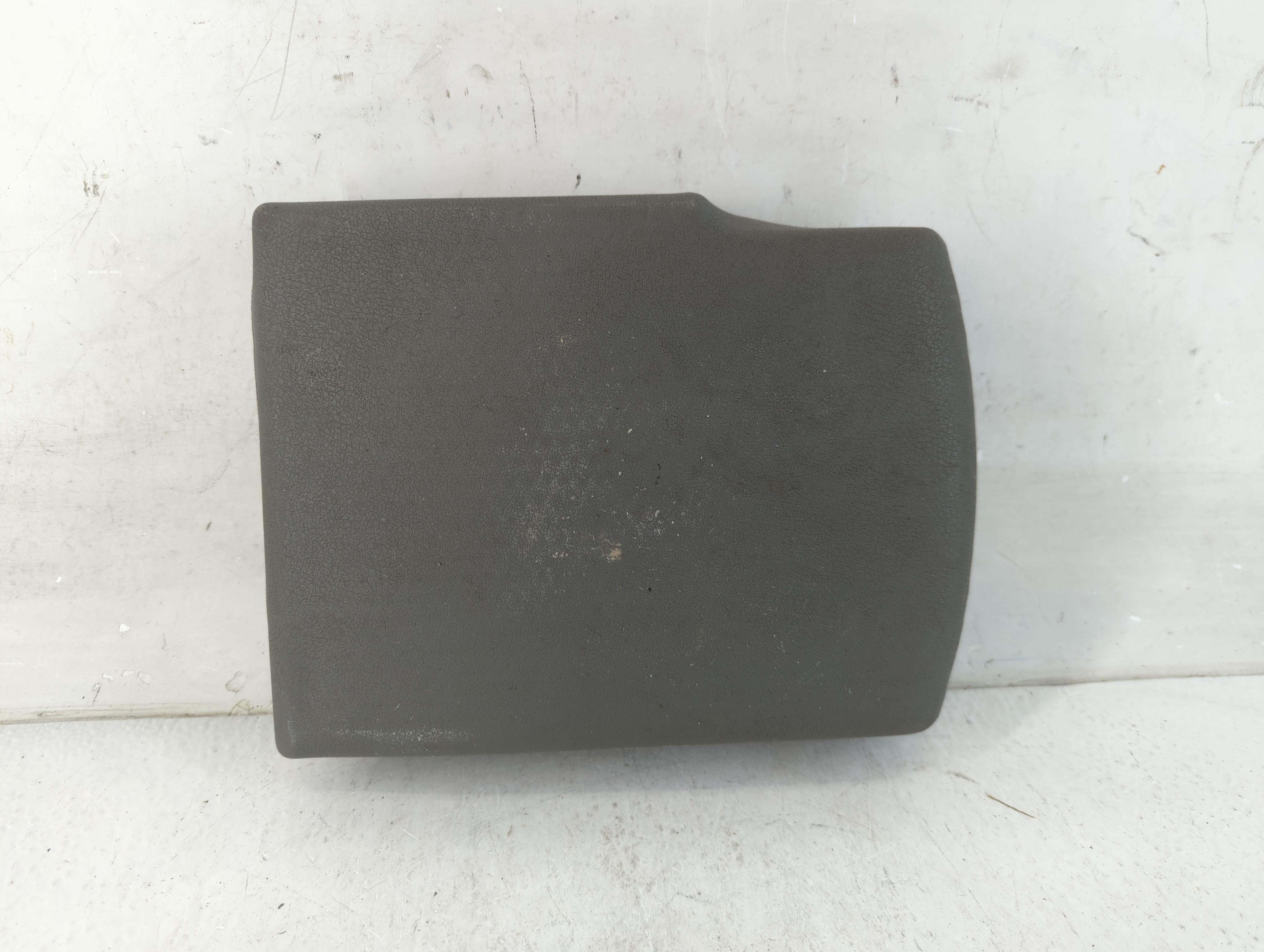 2005-2010 Jeep Grand Cherokee Center Console Armrest Cover Lid Grey 795654 - Oemusedautoparts1.com
