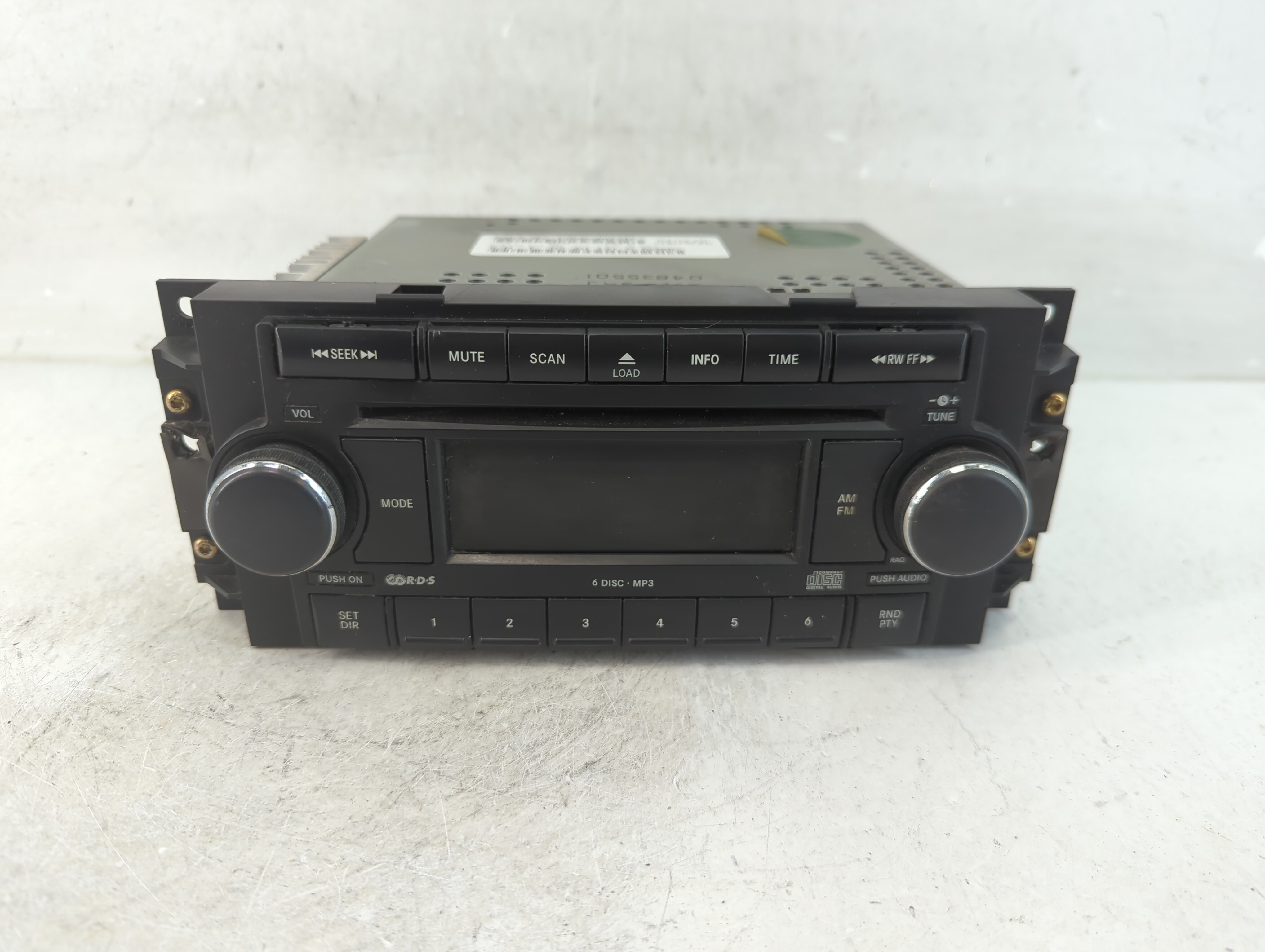 2005-2007 Jeep Grand Cherokee Am Fm Cd Player Radio Receiver 795656 - Oemusedautoparts1.com