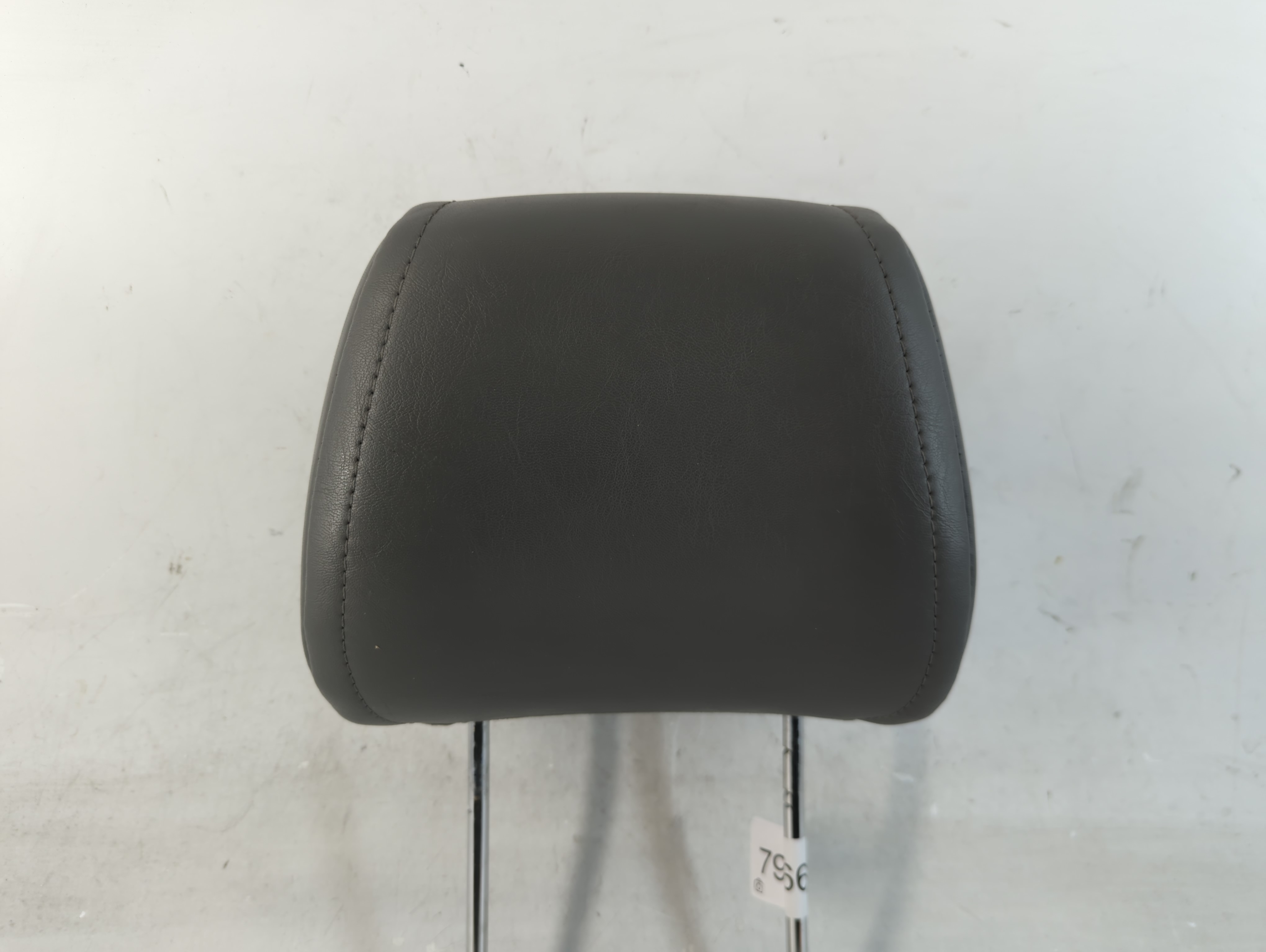 2005 Jeep Grand Cherokee Headrest Head Rest Front Driver Passenger Seat 795667 - Oemusedautoparts1.com