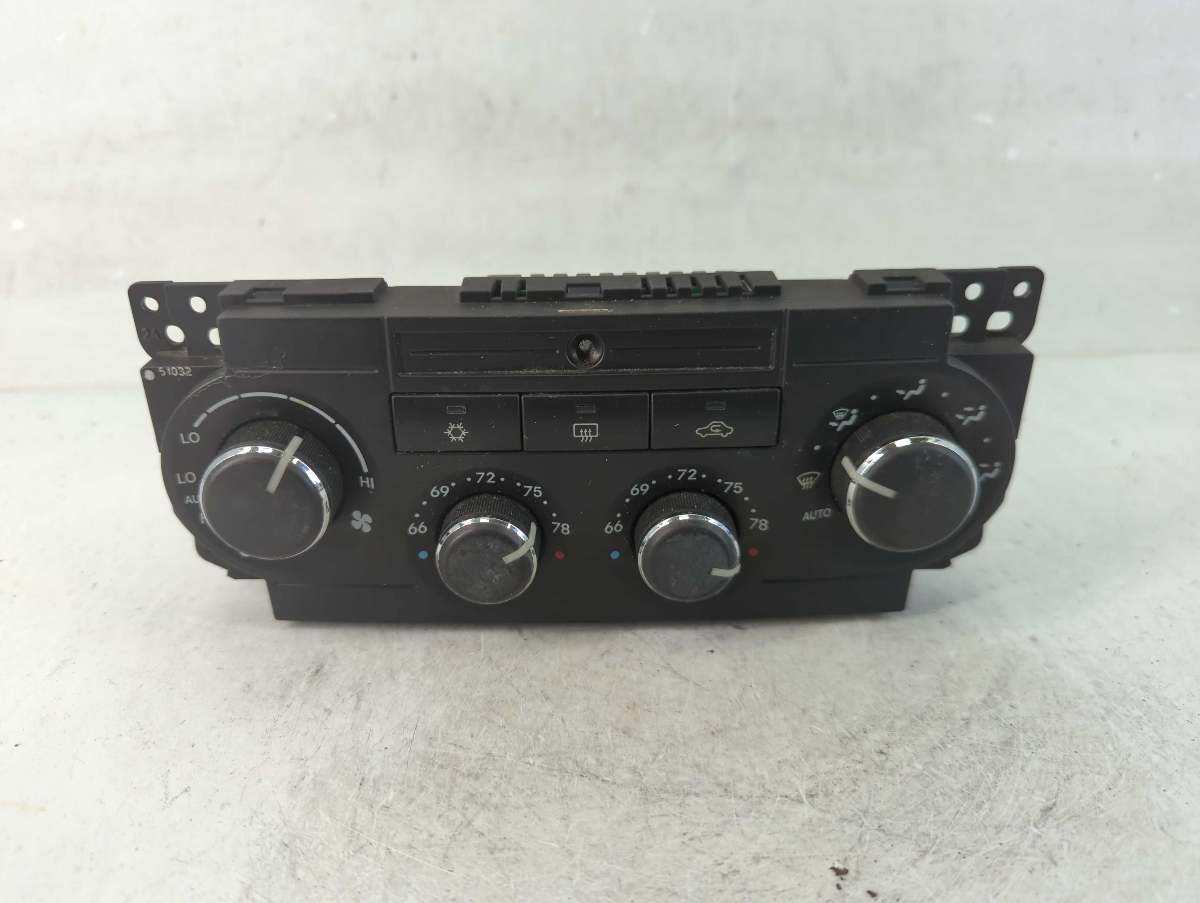 Picture of 2005-2007 Jeep Grand Cherokee Ac Heater Climate Control Temperature Oem 795684