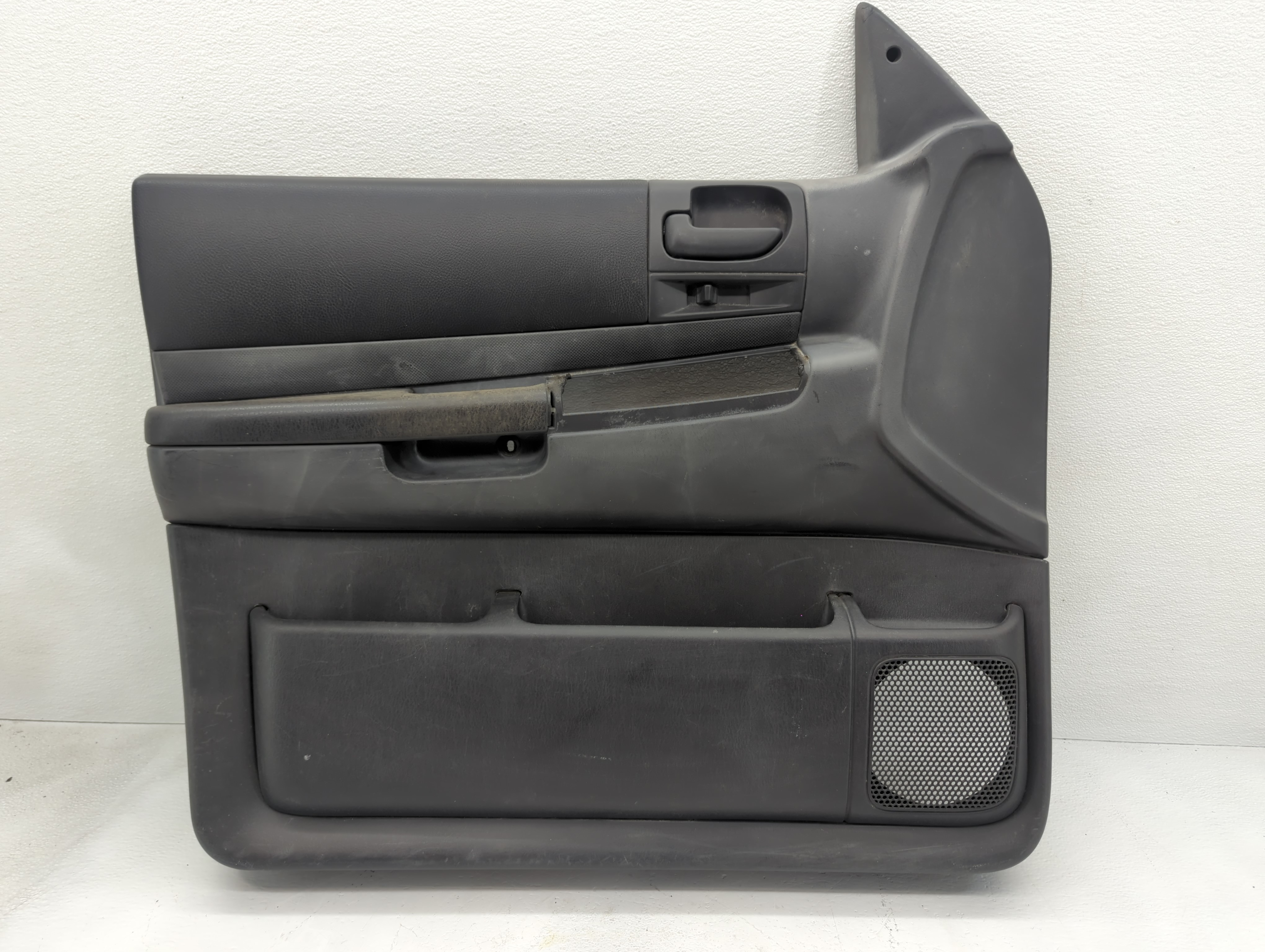 2003 Dodge Durango Front Left Driver Interior Door Panel Trim 795969 - Oemusedautoparts1.com