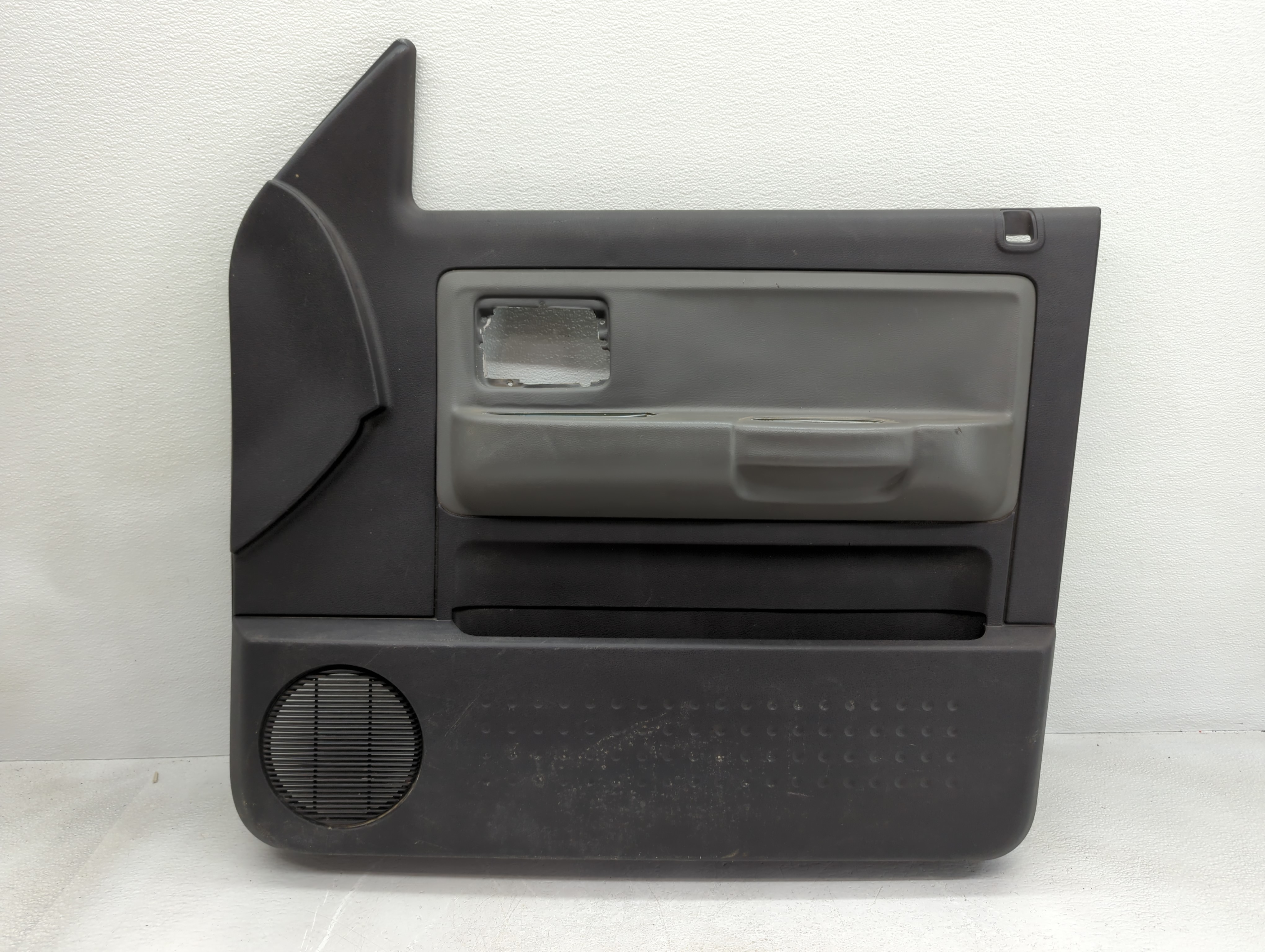 2008 Dodge Dakota Front Right Passenger Interior Door Panel Trim 796035 - Oemusedautoparts1.com