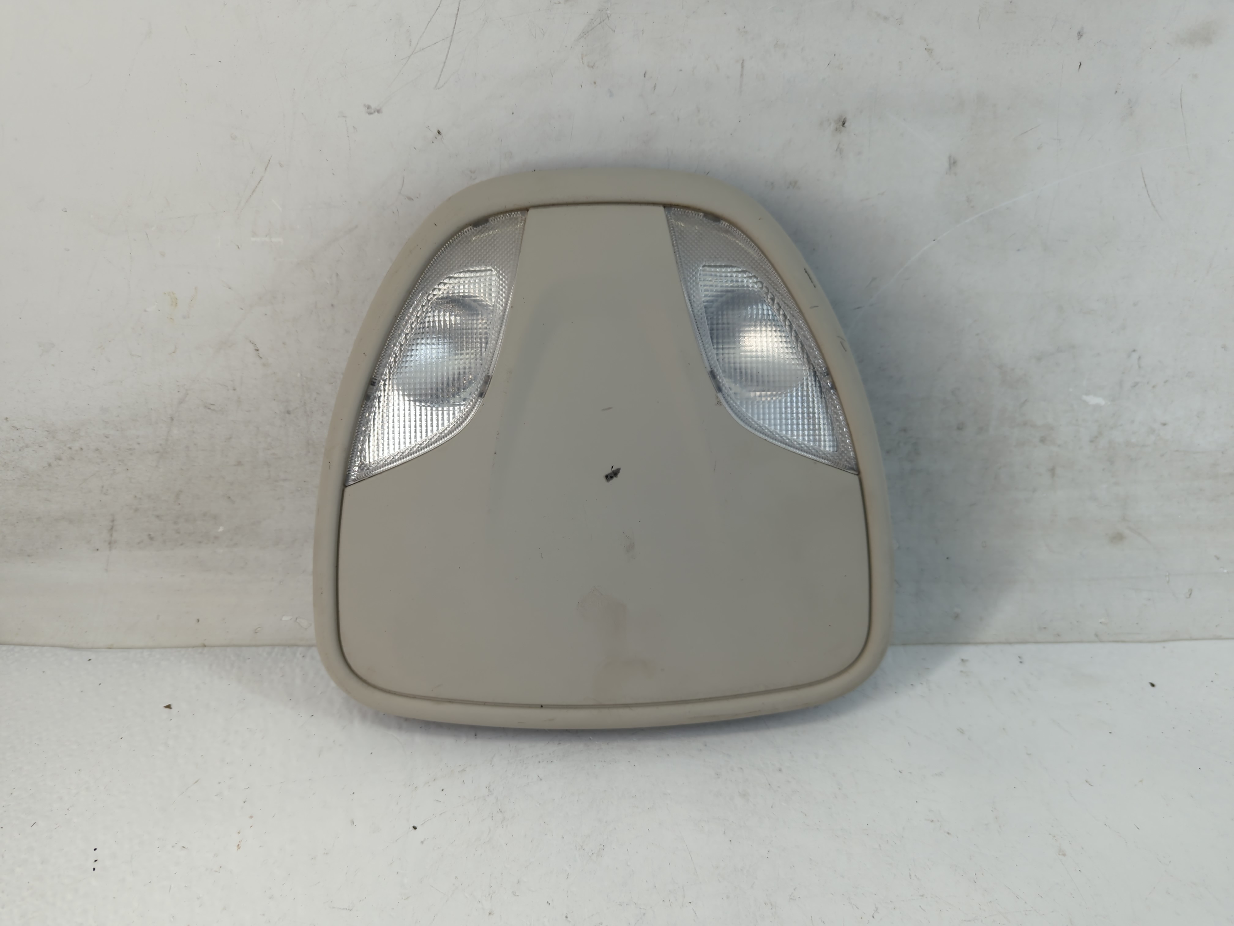 2013 Dodge Dart Overhead Roof Console Interior Dome Light 796108 - Oemusedautoparts1.com