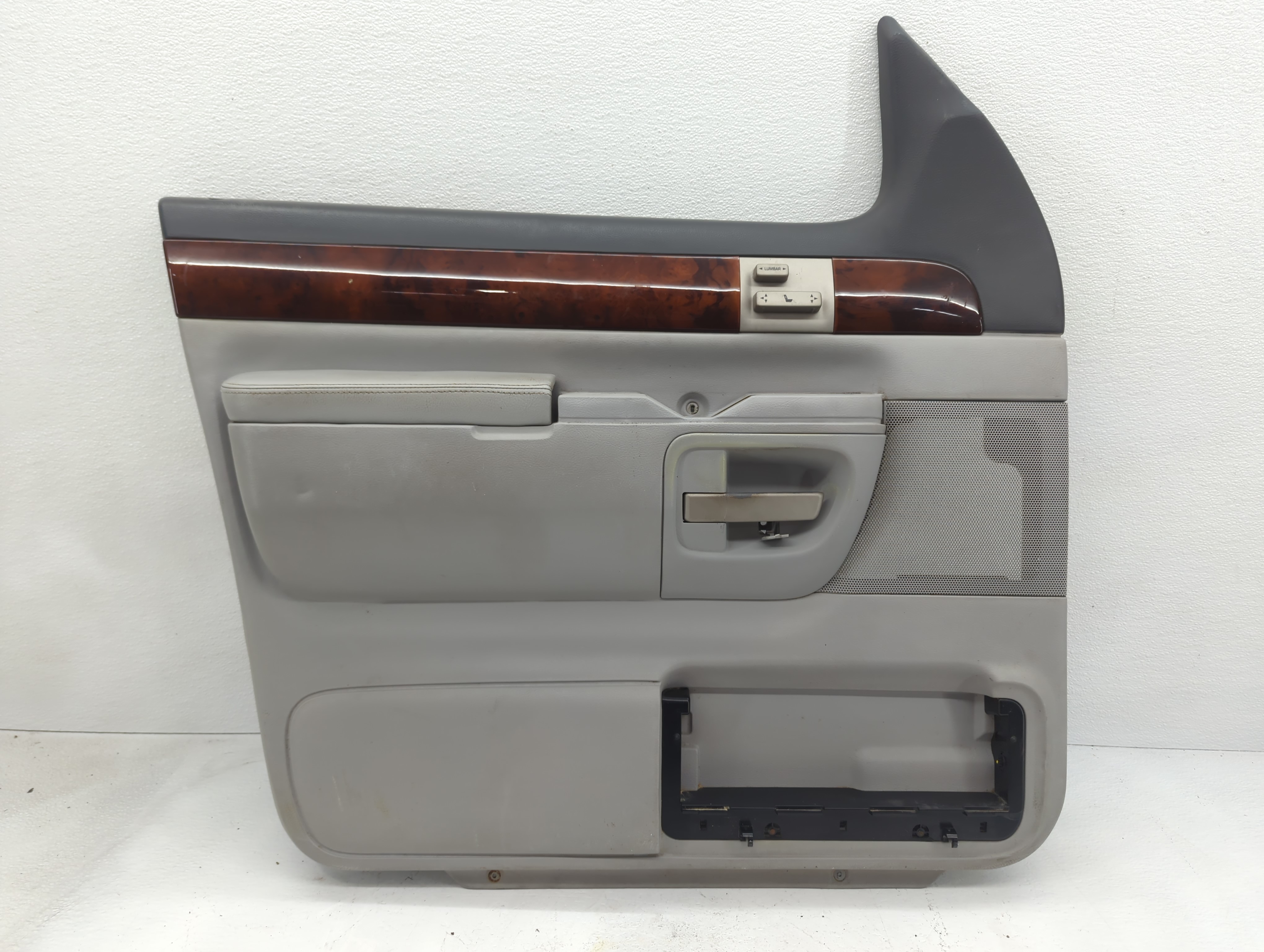 2004 Lincoln Aviator Front Left Driver Interior Door Panel Trim 796639 - Oemusedautoparts1.com