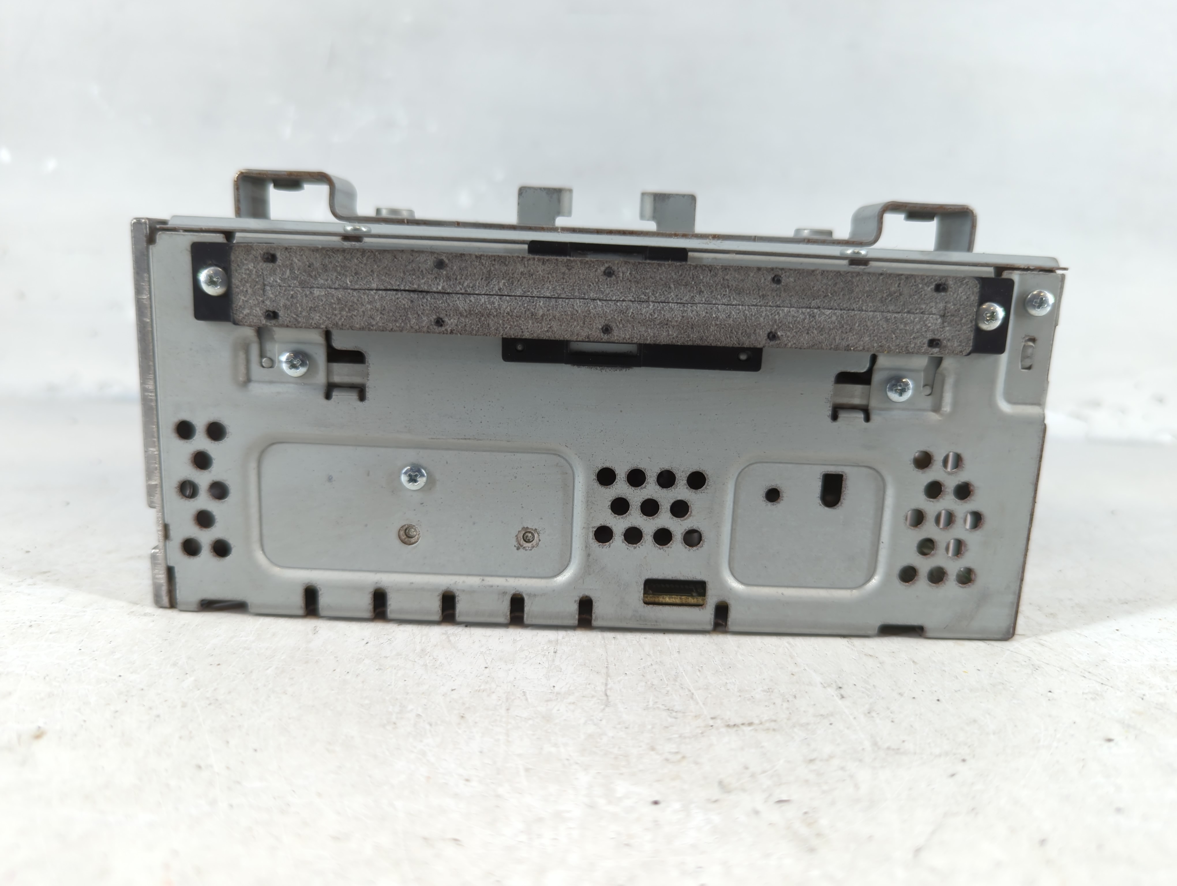Picture of 2013-2015 Ford Escape Am Fm Cd Player Radio Receiver 796661