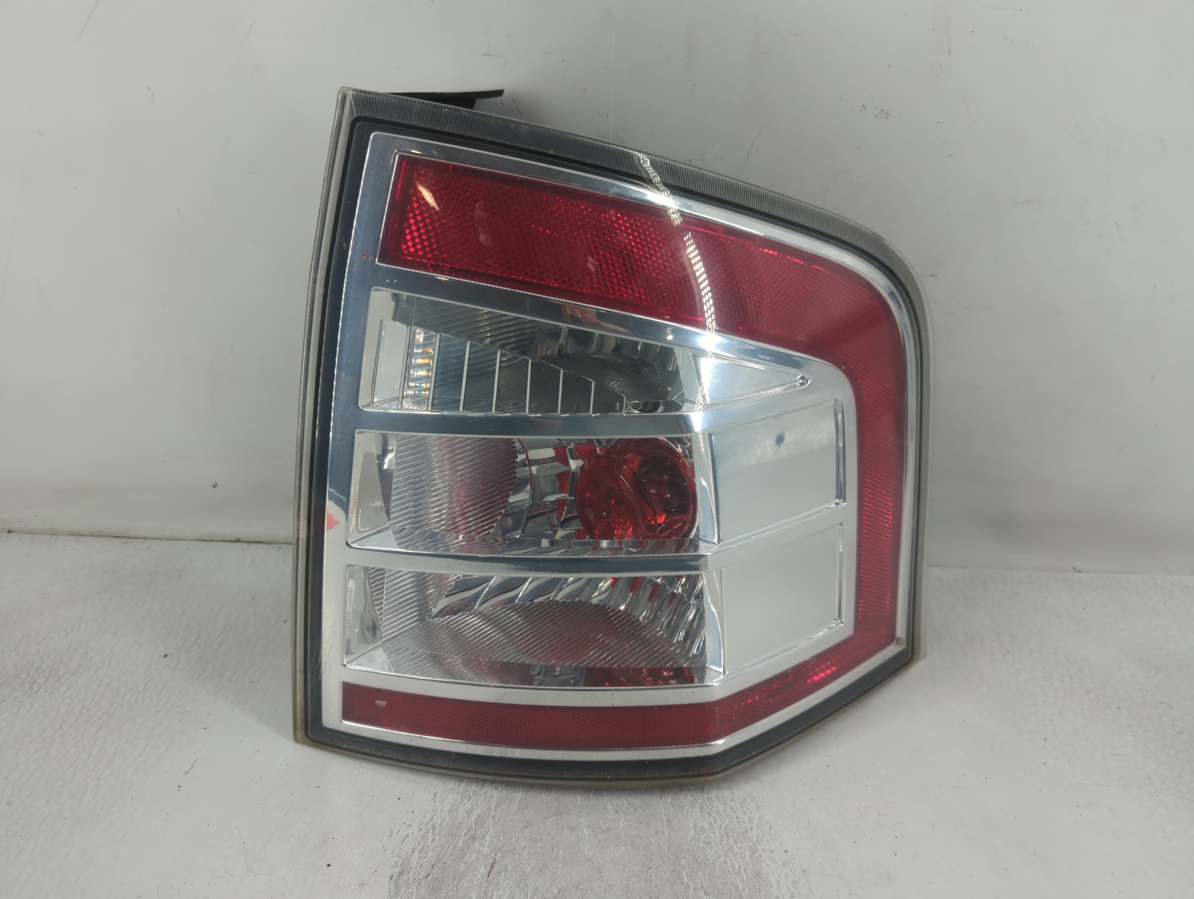 Picture of 2007-2010 Ford Edge Driver Left Side Tail Light Taillight Oem 796787