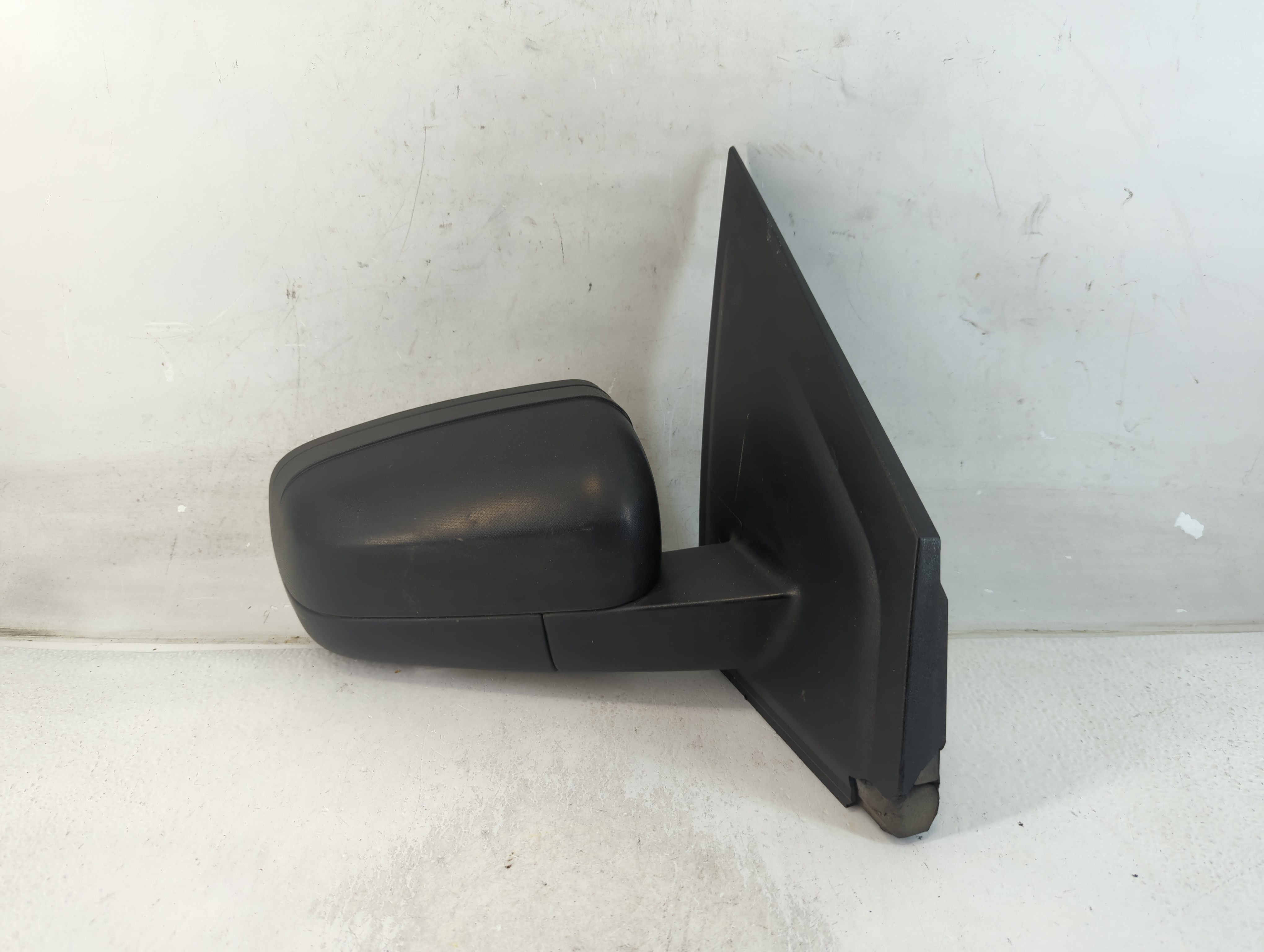 2005-2007 Ford Freestyle Passenger Right Side View Power Door Mirror 796845 - Oemusedautoparts1.com
