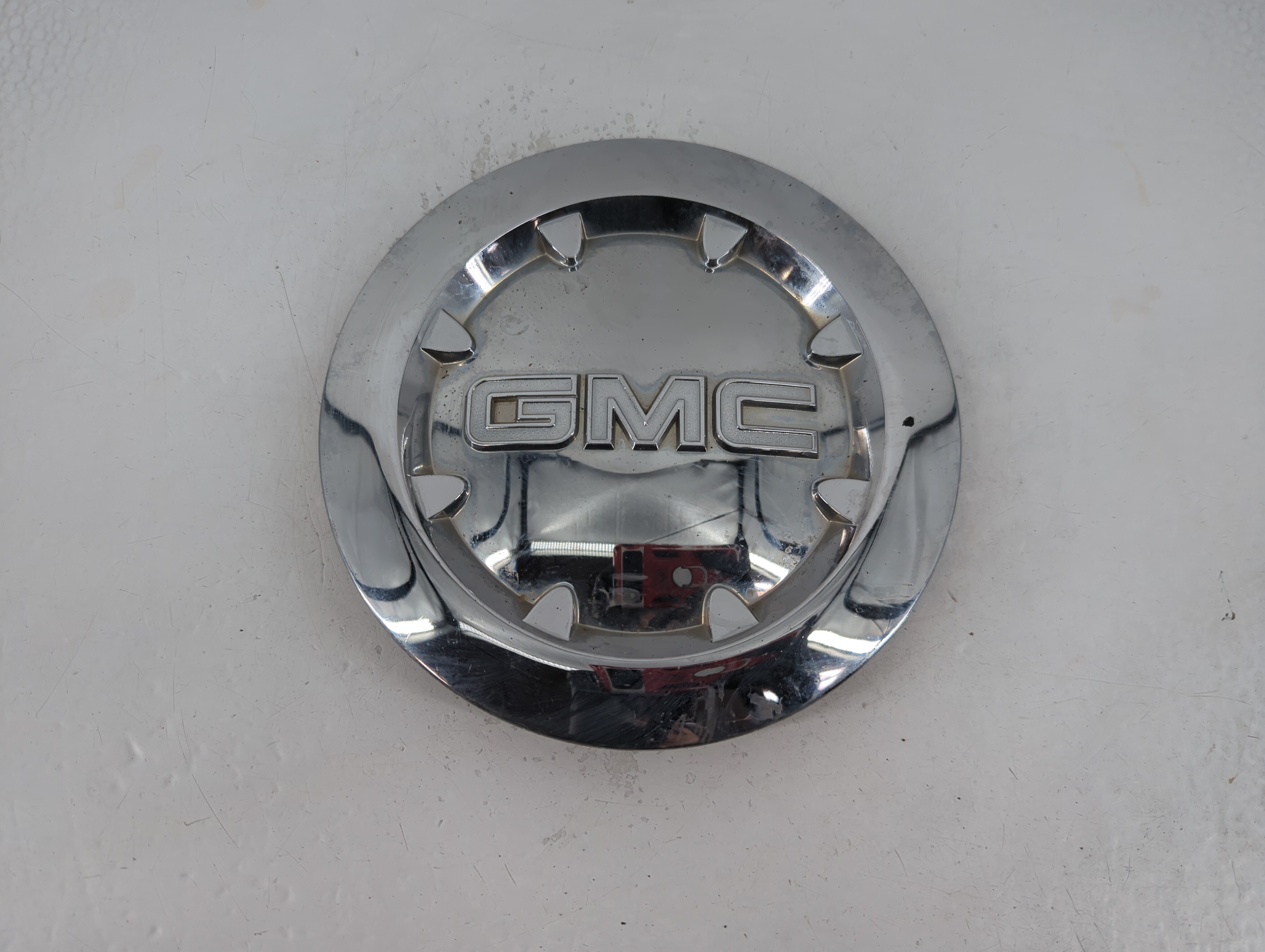 Picture of 2007 Gmc Yukon Center Cap Oem 797411