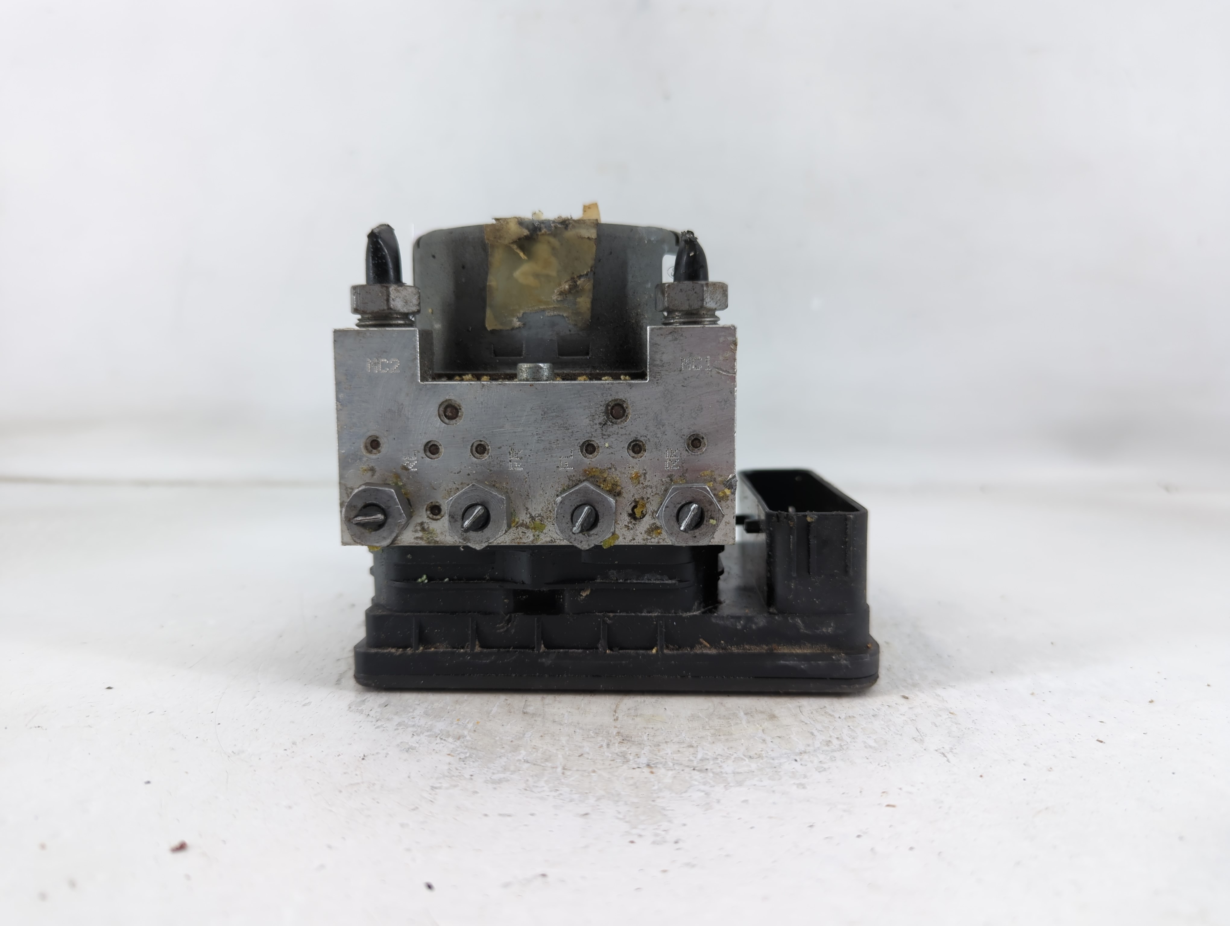 2018-2018 Ford Mustang Abs Pump Control Module 797428 - Oemusedautoparts1.com