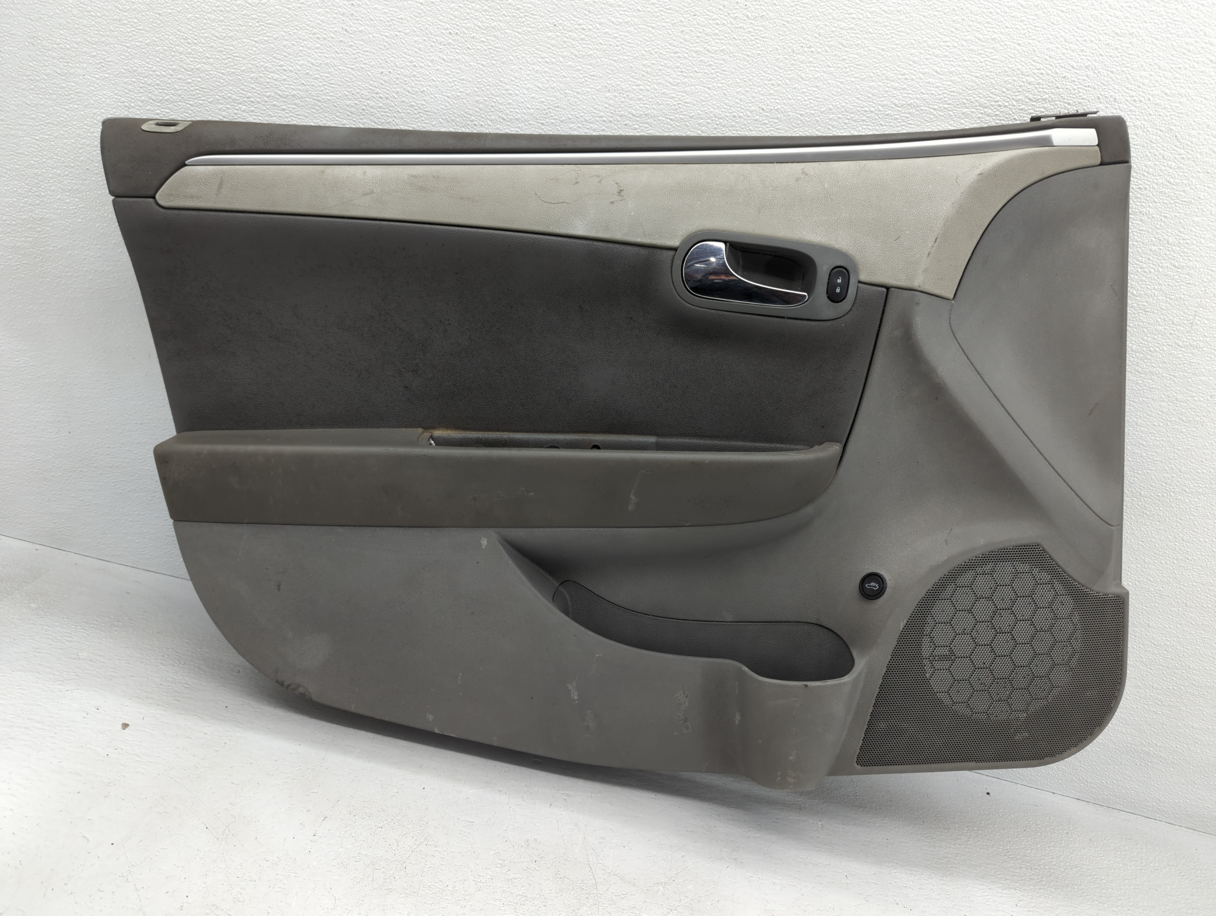Picture of 2012 Chevrolet Malibu Front Left Driver Interior Door Panel Trim 797526