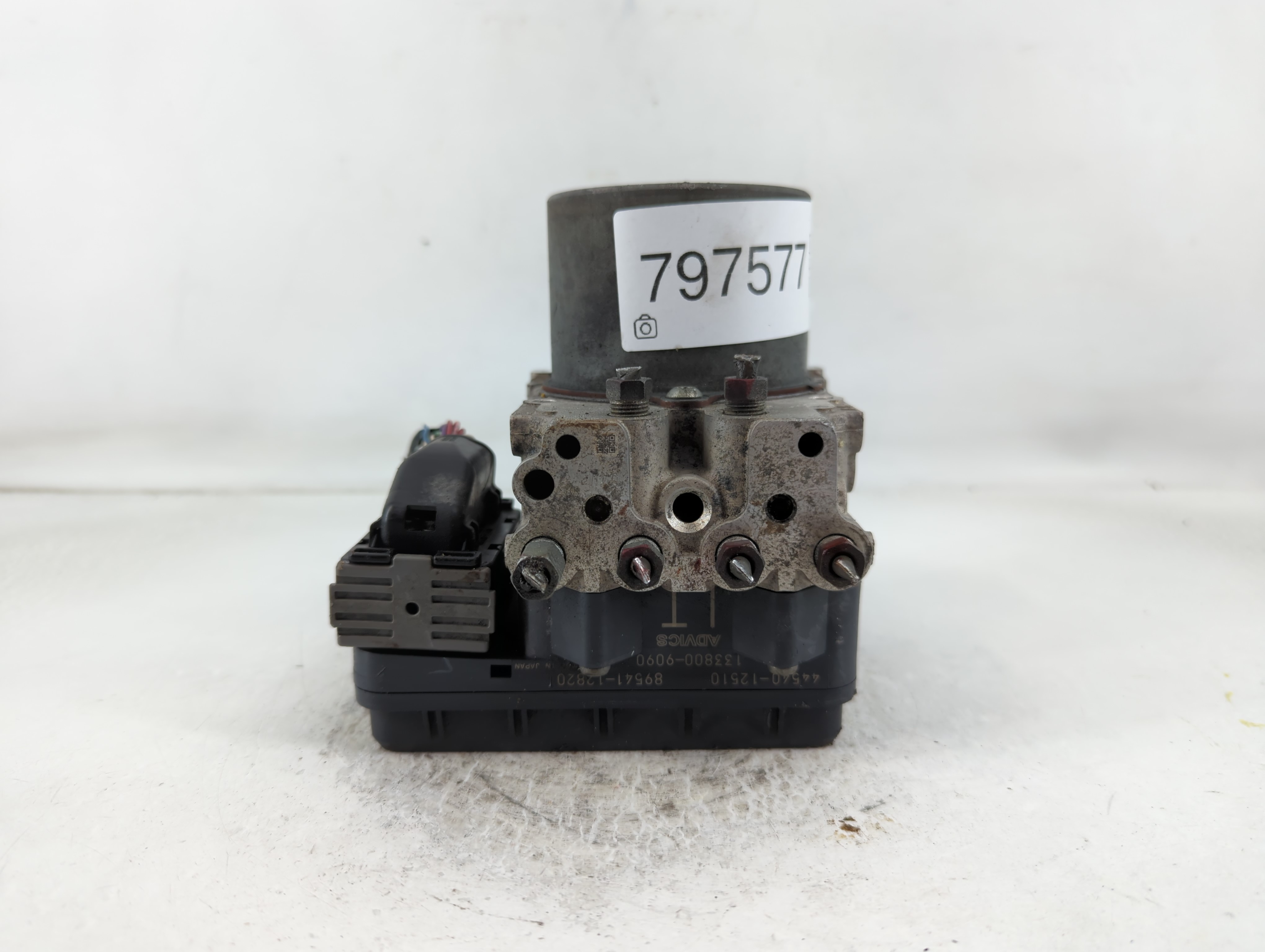 2011-2011 Scion Xb Abs Pump Control Module 797577 - Oemusedautoparts1.com