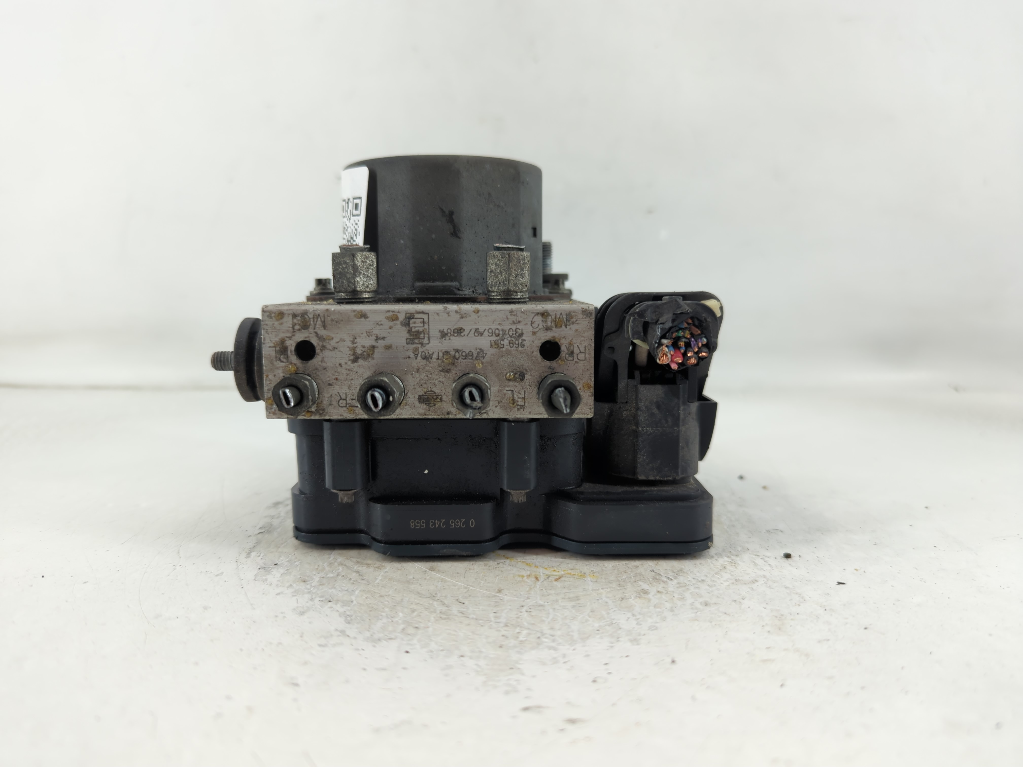 2013-2015 Nissan Altima Abs Pump Control Module 797674 - Oemusedautoparts1.com