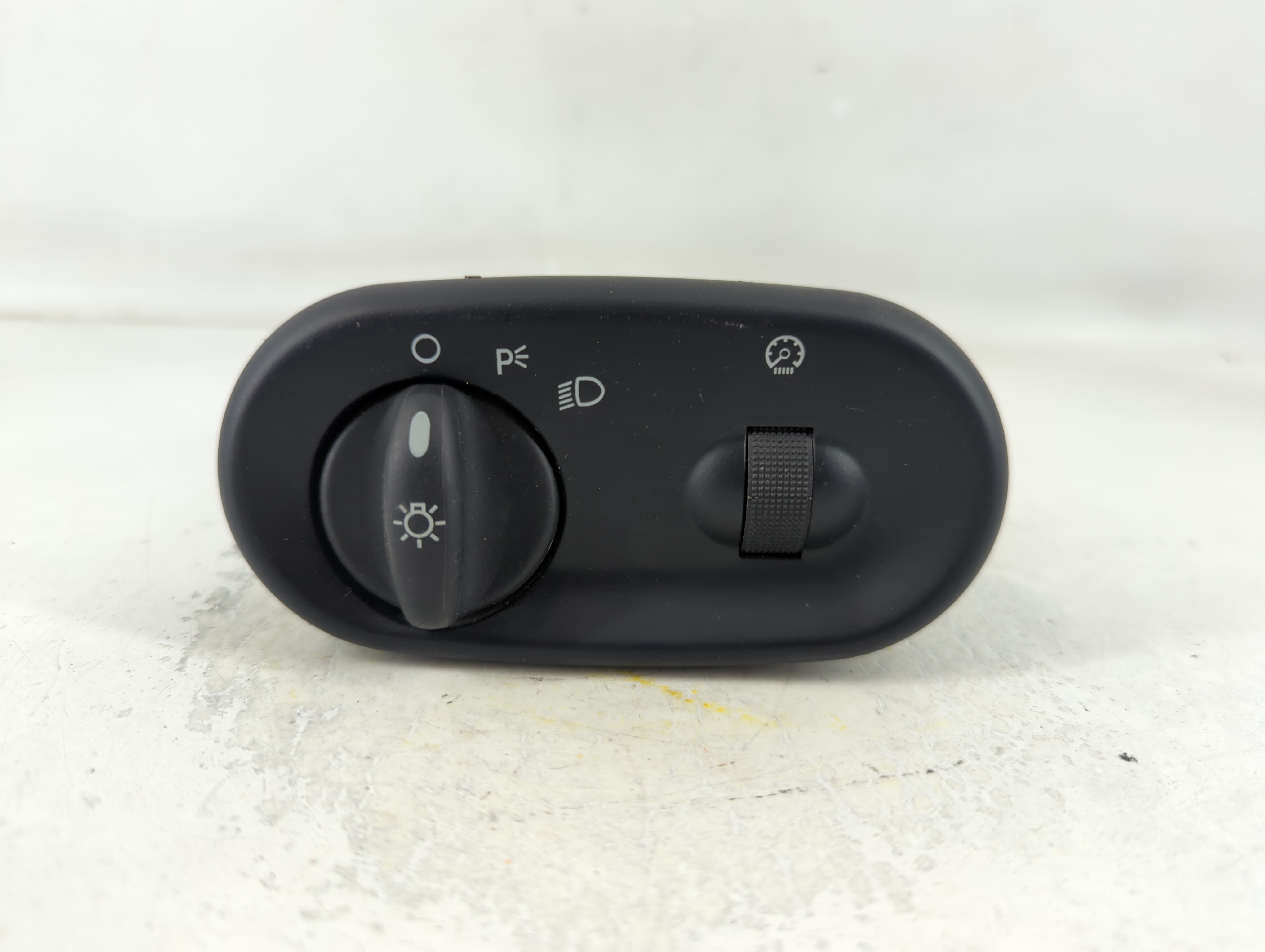 2001 Ford Taurus Headlight Lamp Control Switch 797731 - Oemusedautoparts1.com