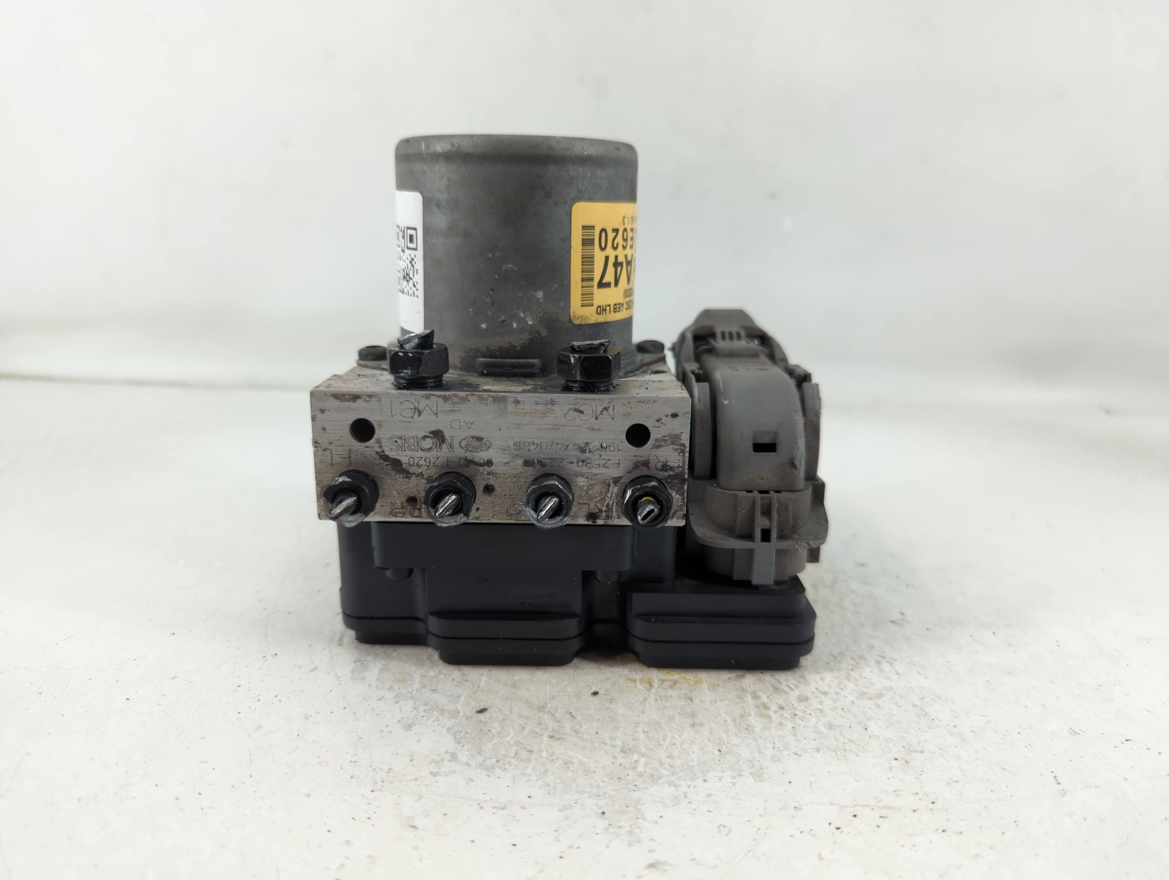 2019-2020 Hyundai Elantra Abs Pump Control Module 797739 - Oemusedautoparts1.com