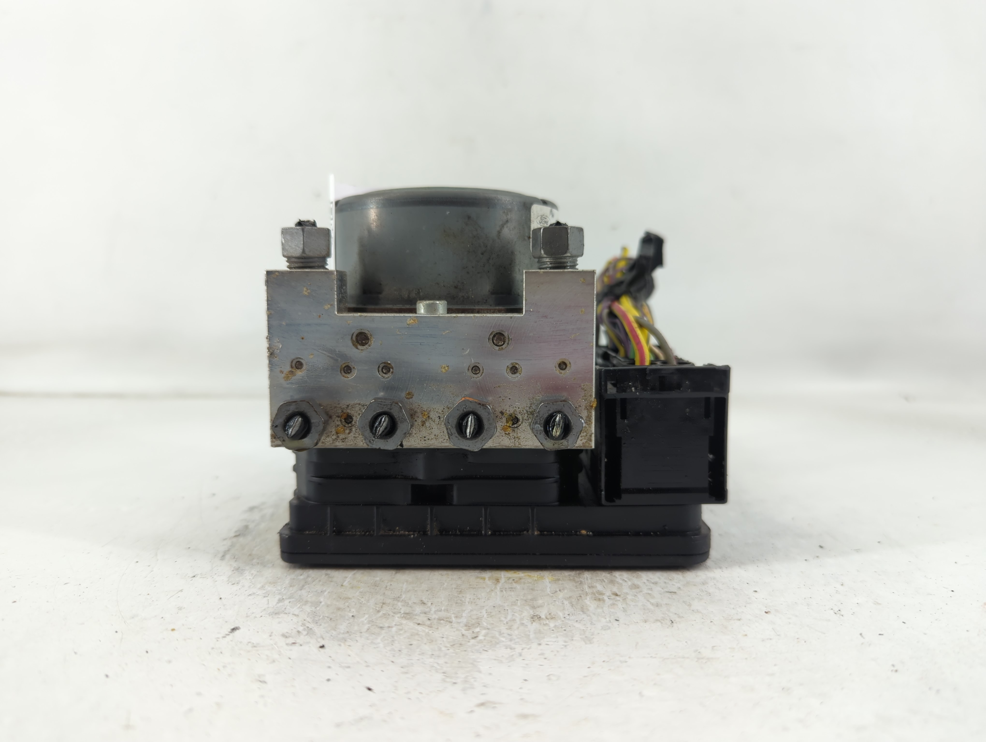 2014-2016 Ford Fusion Abs Pump Control Module 797750 - Oemusedautoparts1.com