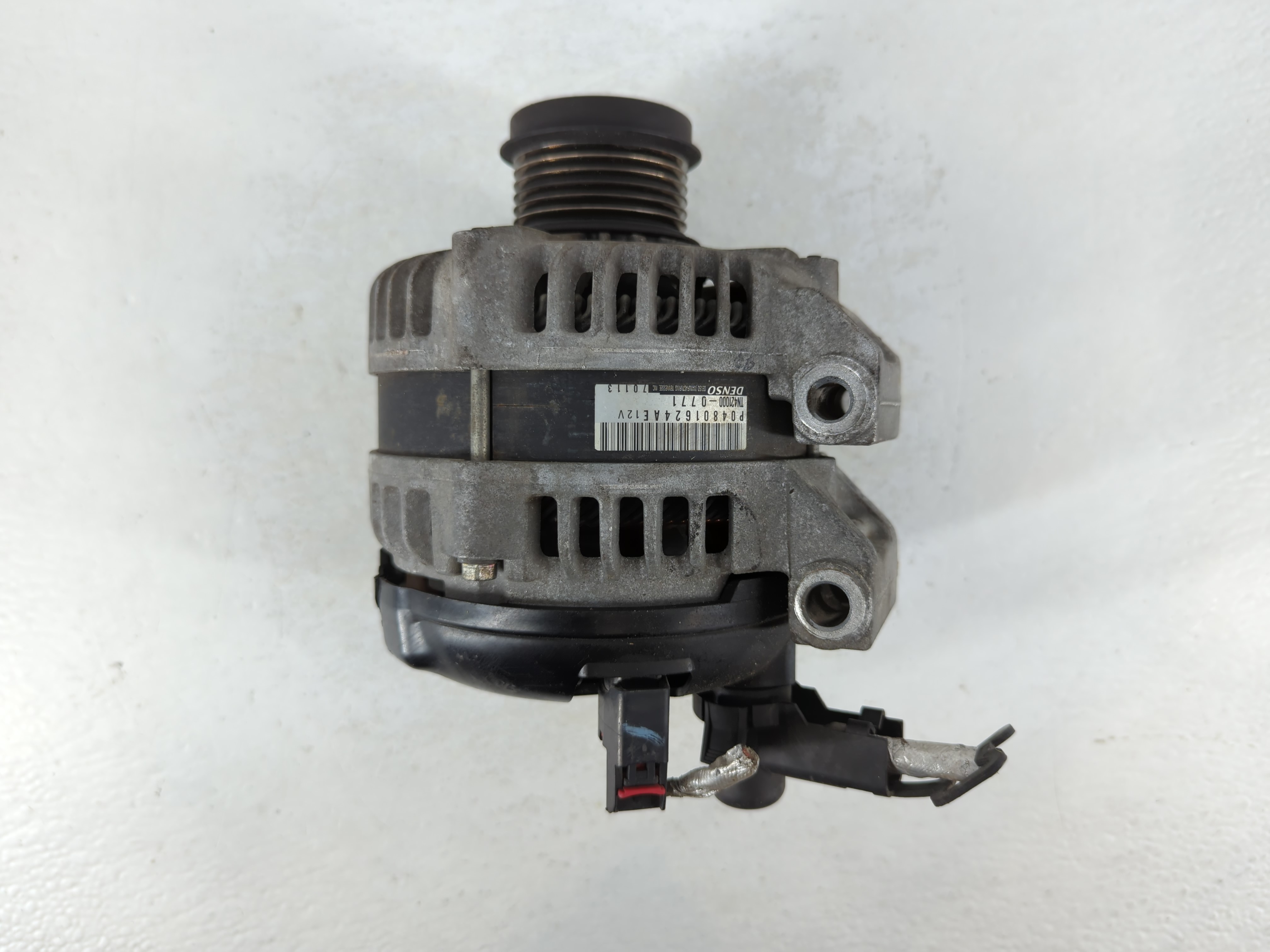 2011 Chrysler Town & Country Alternator Generator Charging Assembly Engine Oem 797770 - Oemusedautoparts1.com