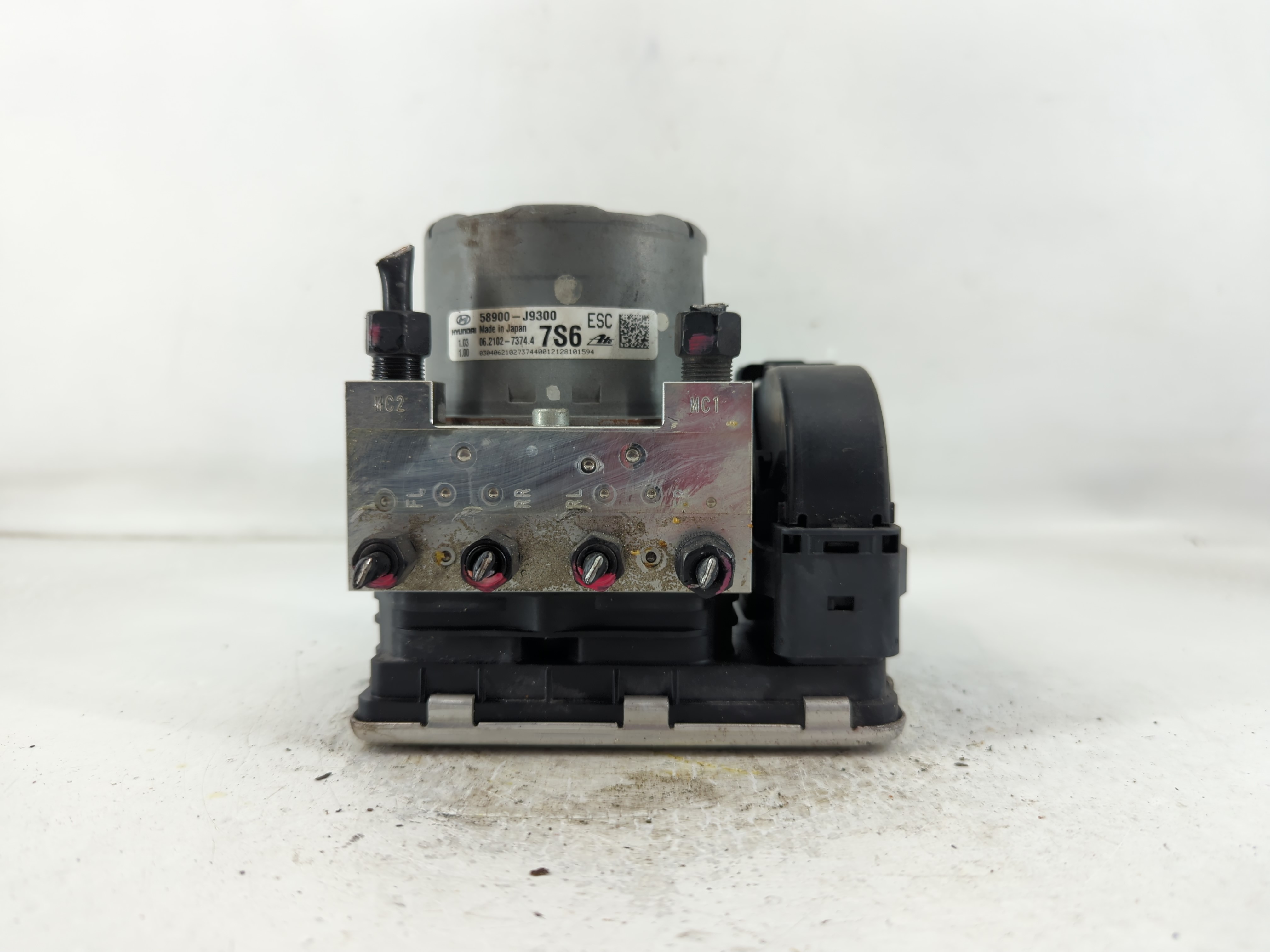 2022-2022 Hyundai Kona Abs Pump Control Module 797824 - Oemusedautoparts1.com