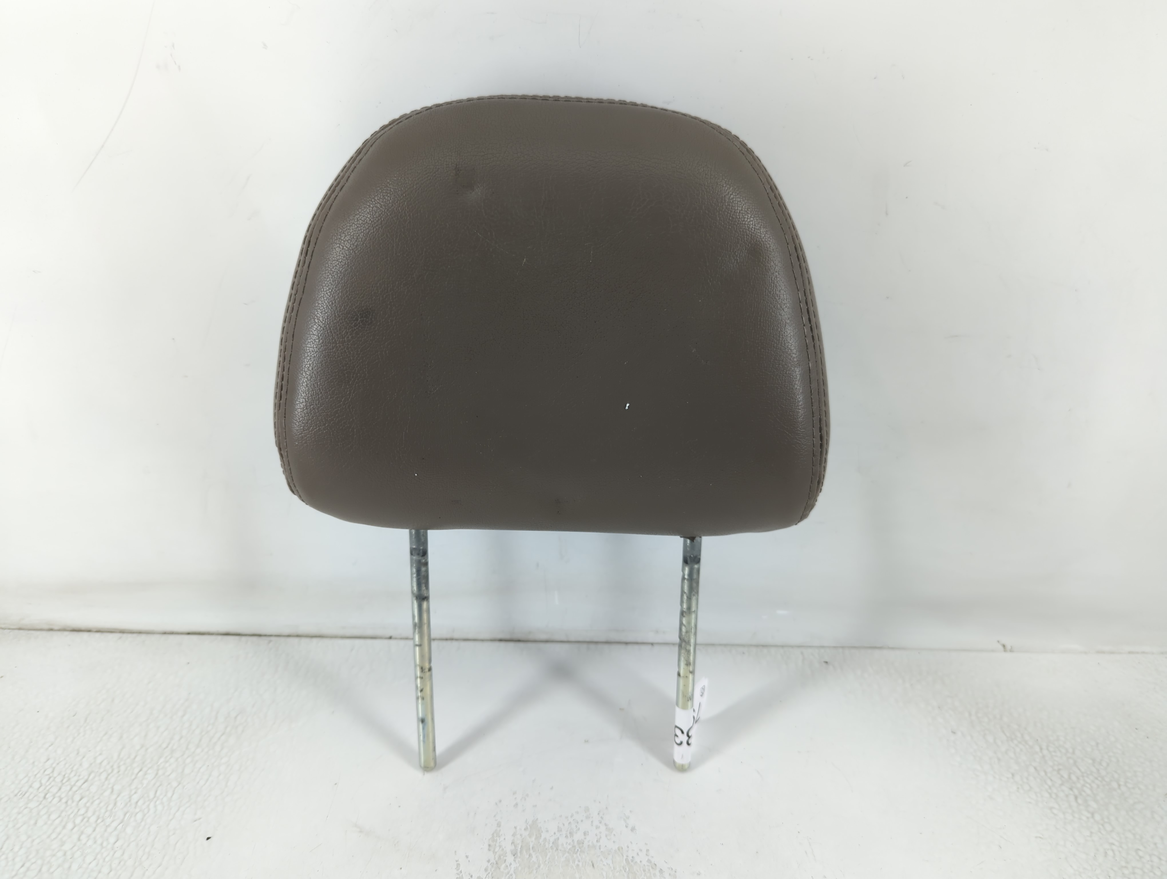 2002 Ford Escape Headrest Head Rest Front Driver Passenger Seat Dark Grey 797831 - Oemusedautoparts1.com