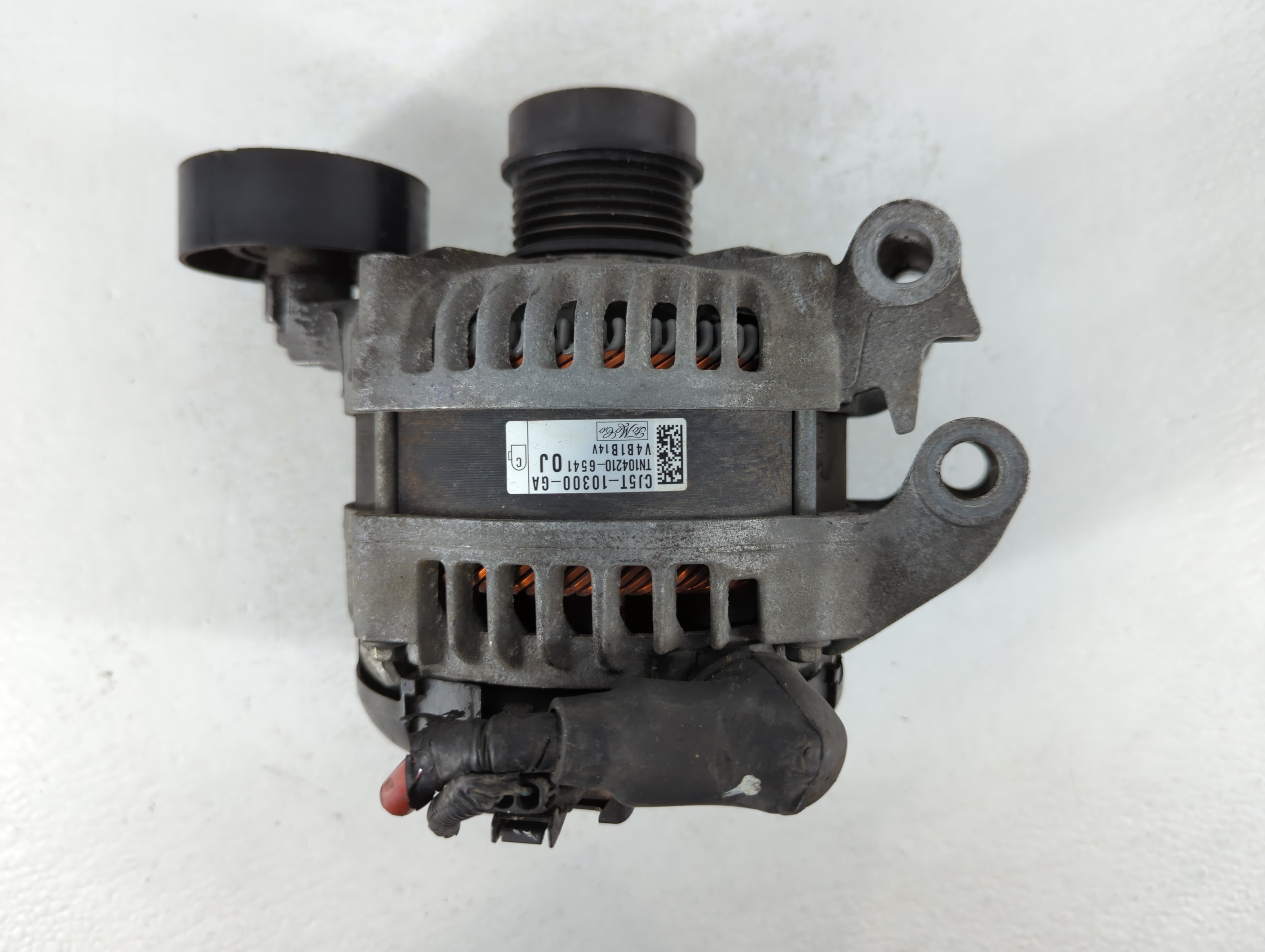 Picture of 2013-2019 Ford Escape Alternator Generator Charging Assembly Engine Oem 797845