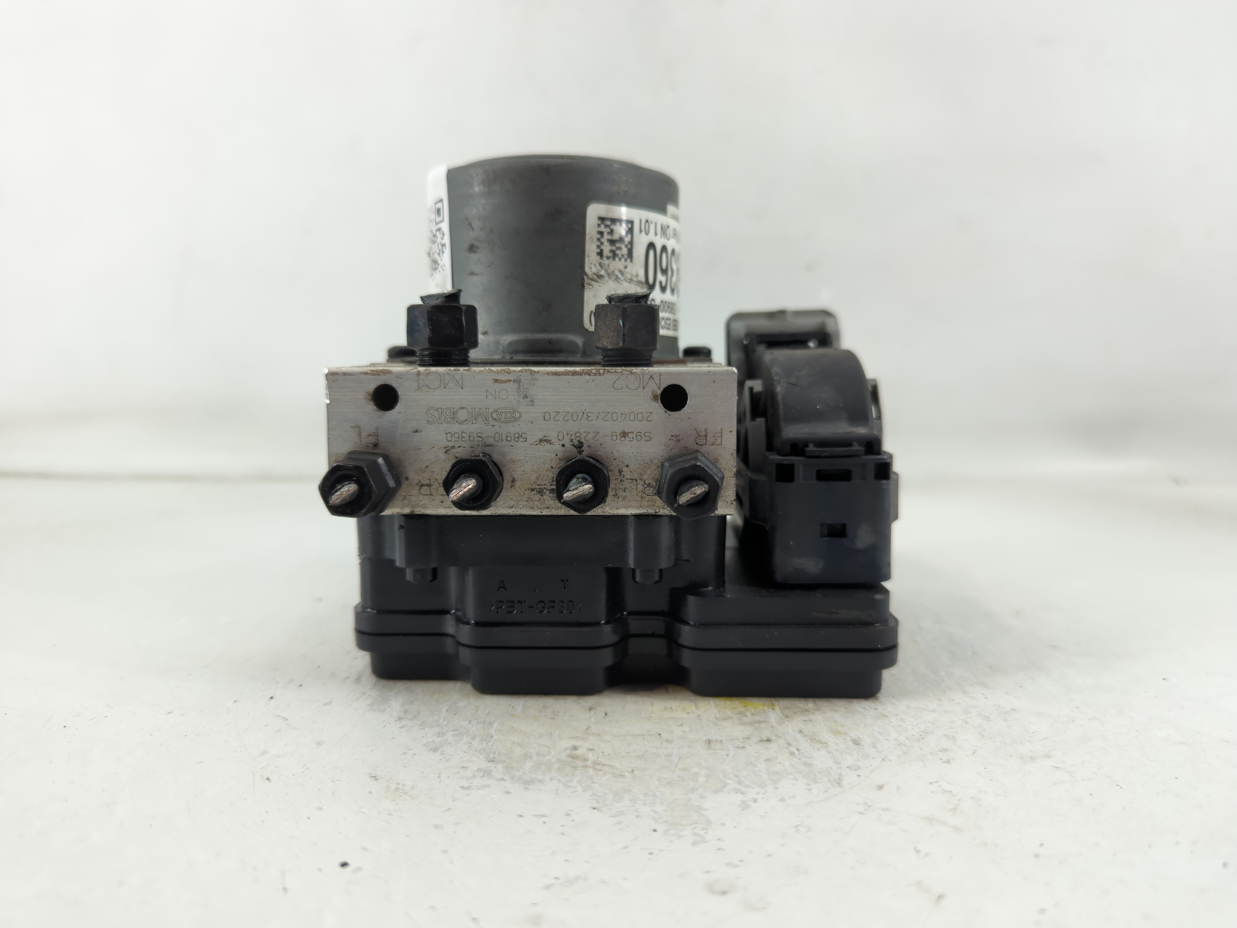 2020-2022 Kia Telluride Abs Pump Control Module 797908 - Oemusedautoparts1.com