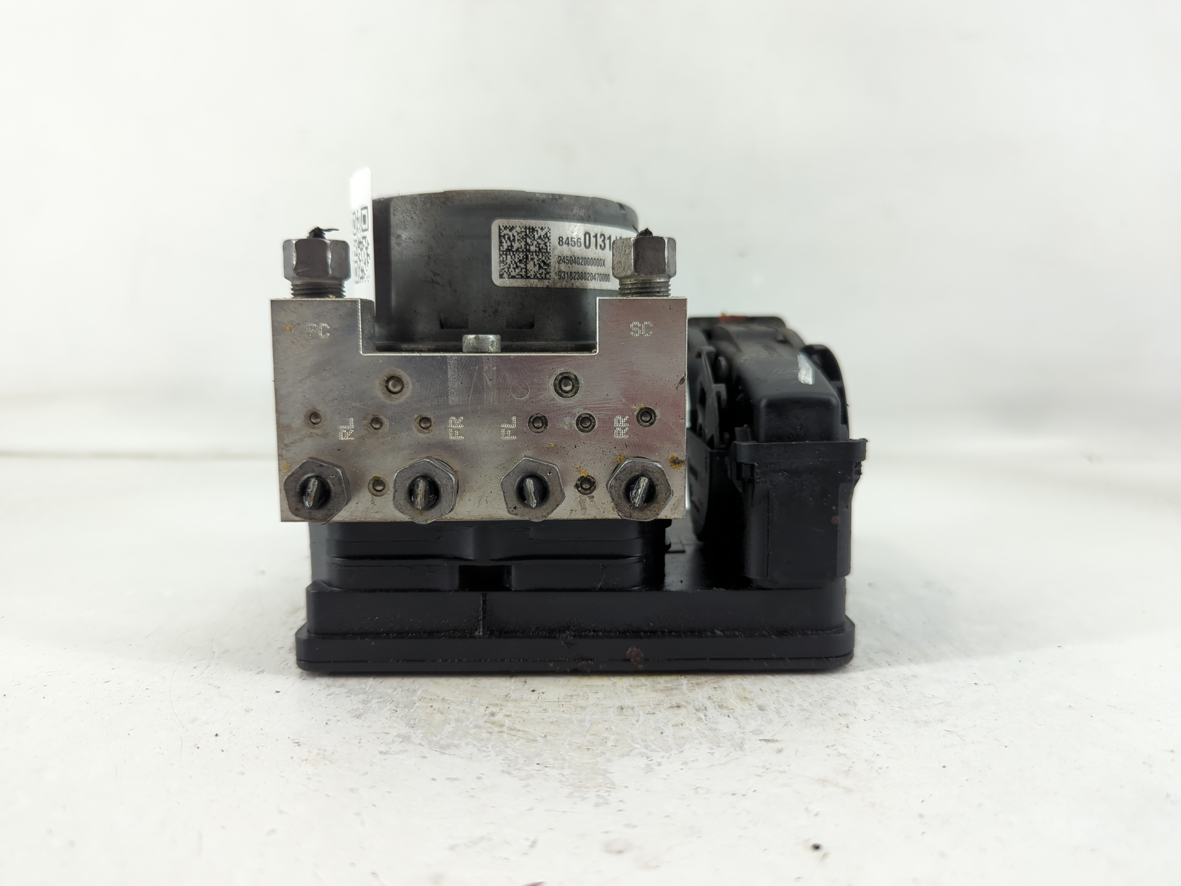 2018-2019 Chevrolet Equinox Abs Pump Control Module 797912 - Oemusedautoparts1.com