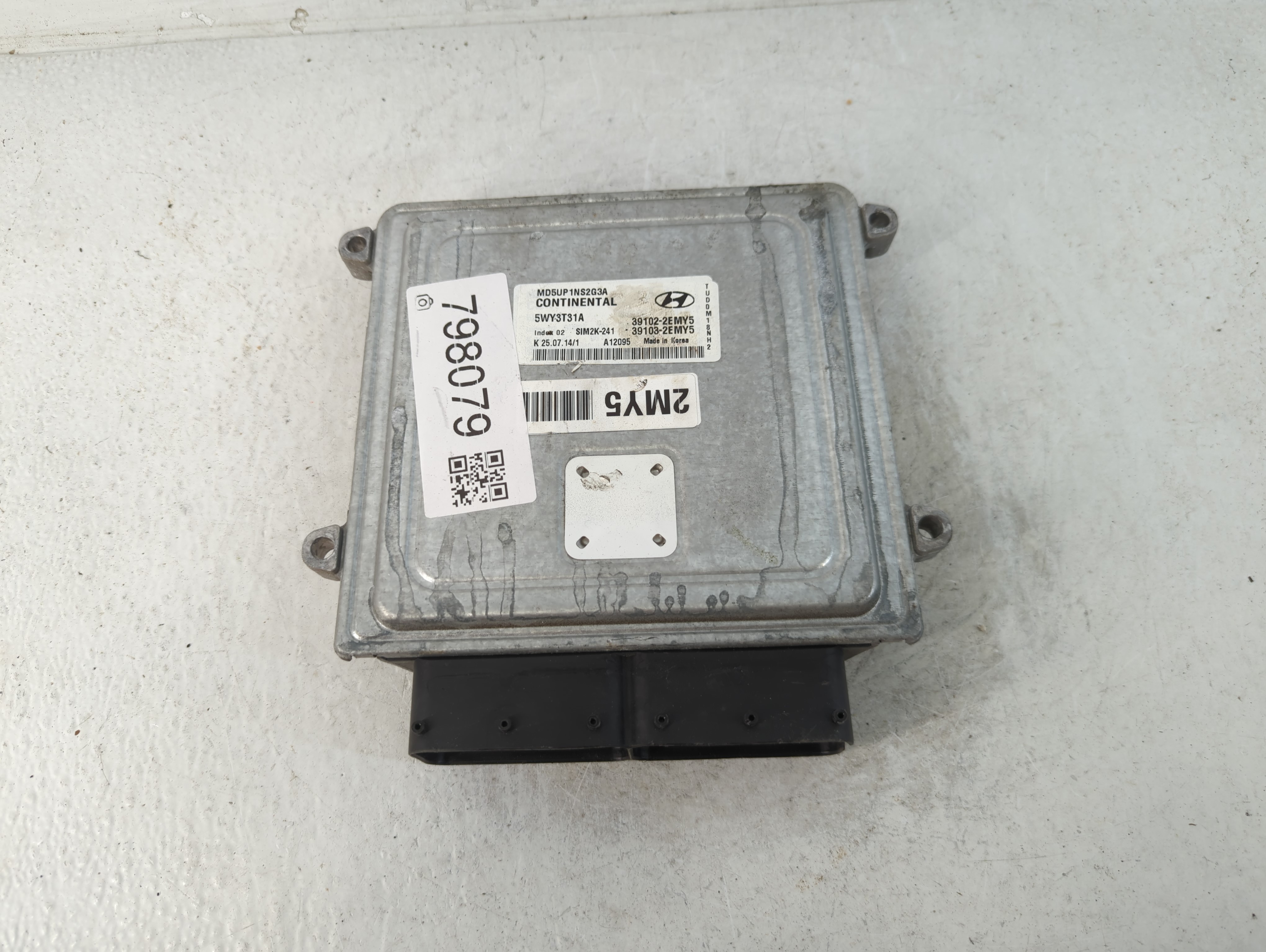 Picture of 2014-2016 Hyundai Elantra Engine Control Computer Ecu Pcm Ecm Pcu Oem 798079