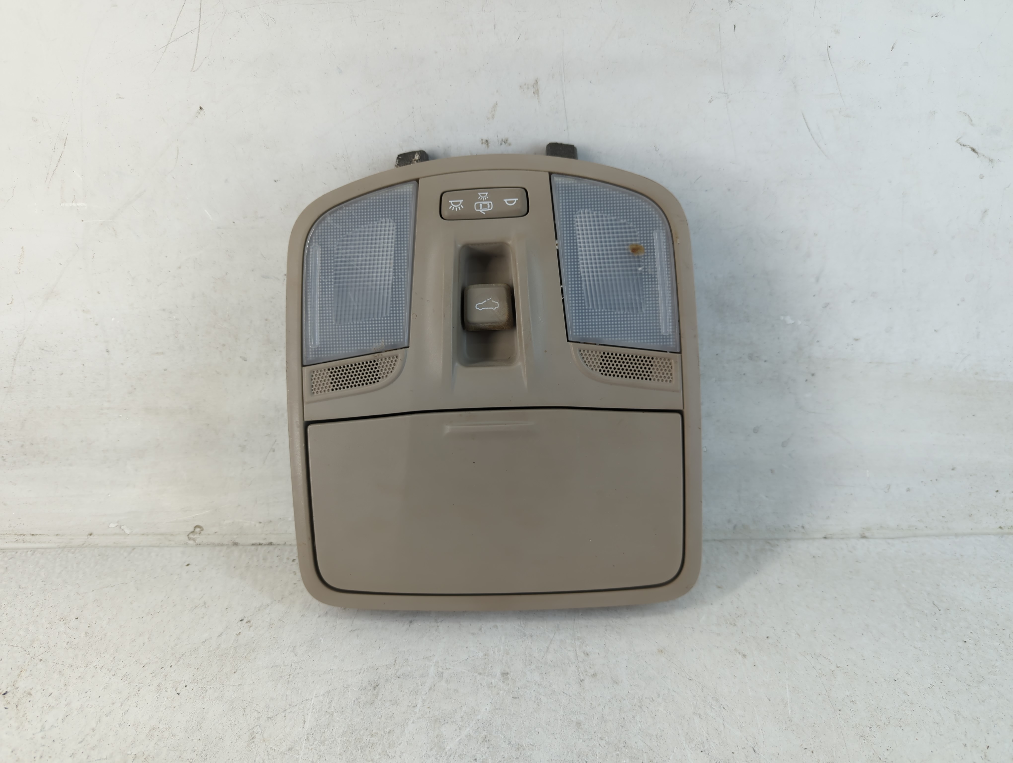 2017 Hyundai Elantra Overhead Roof Console 798124 - Oemusedautoparts1.com