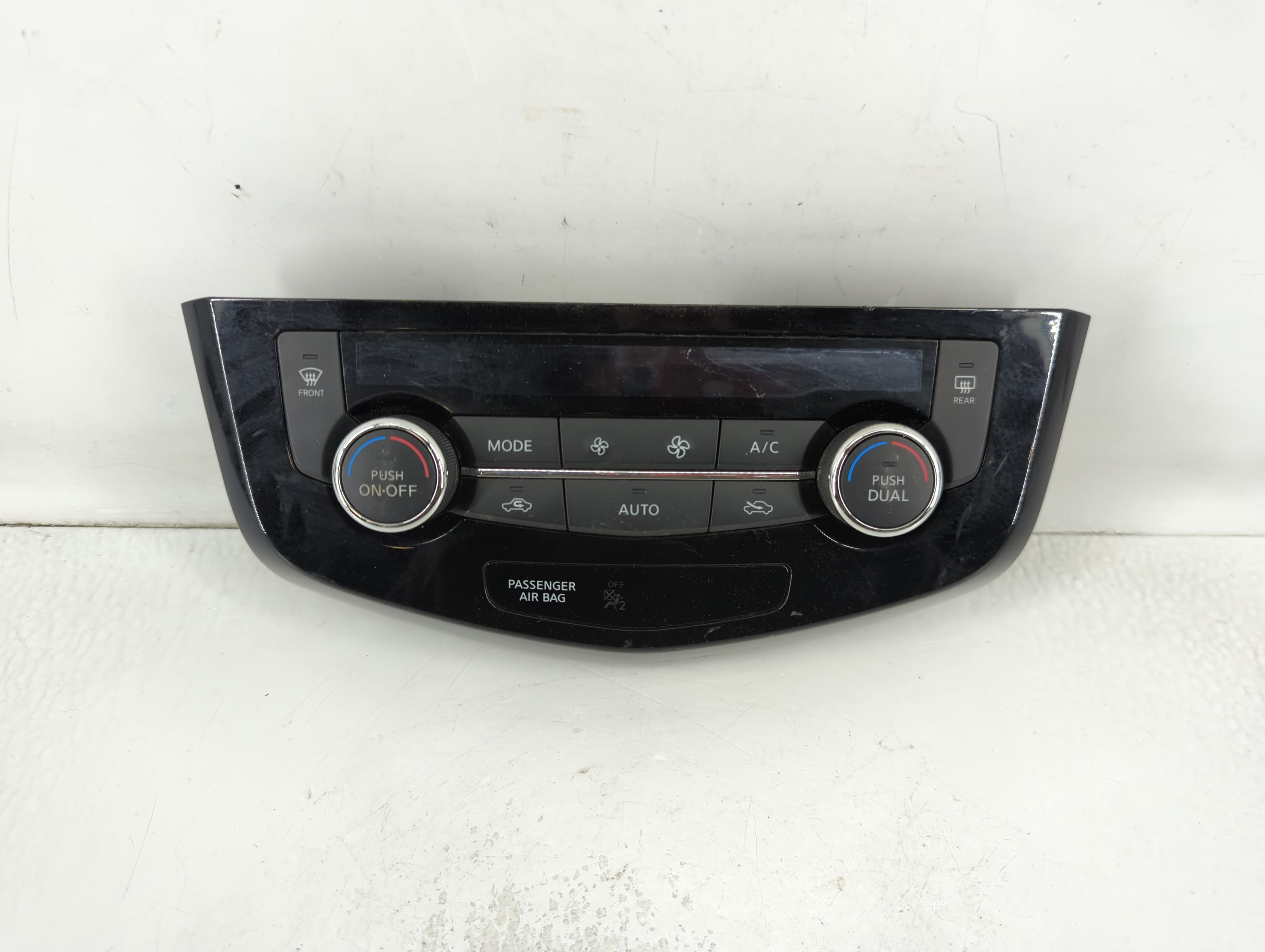 2017-2022 Nissan Rogue Sport Ac Heater Climate Control 27500 6ma0a 798128 - Oemusedautoparts1.com