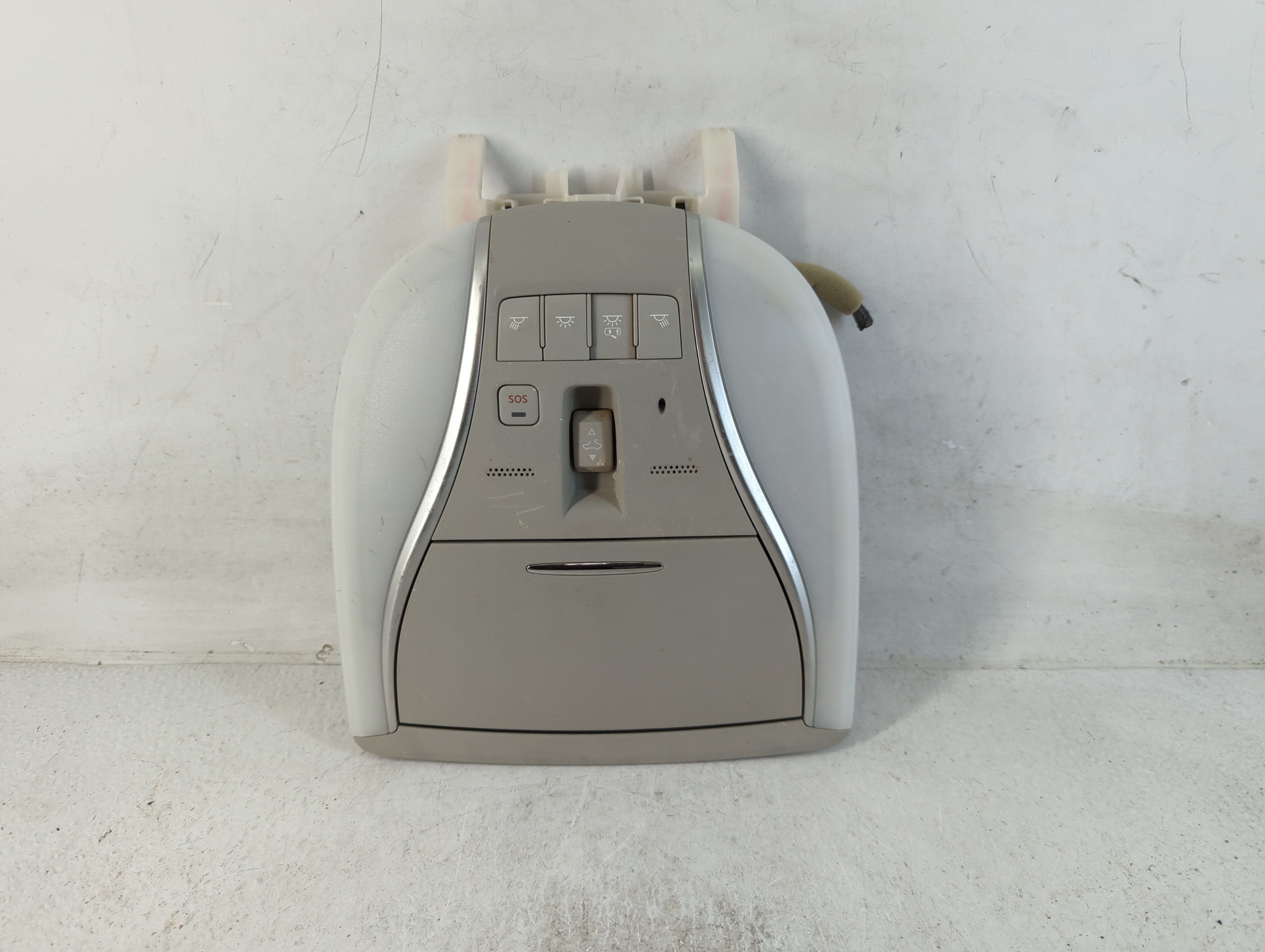 2019 Infiniti Qx60 Overhead Roof Console 798145 - Oemusedautoparts1.com