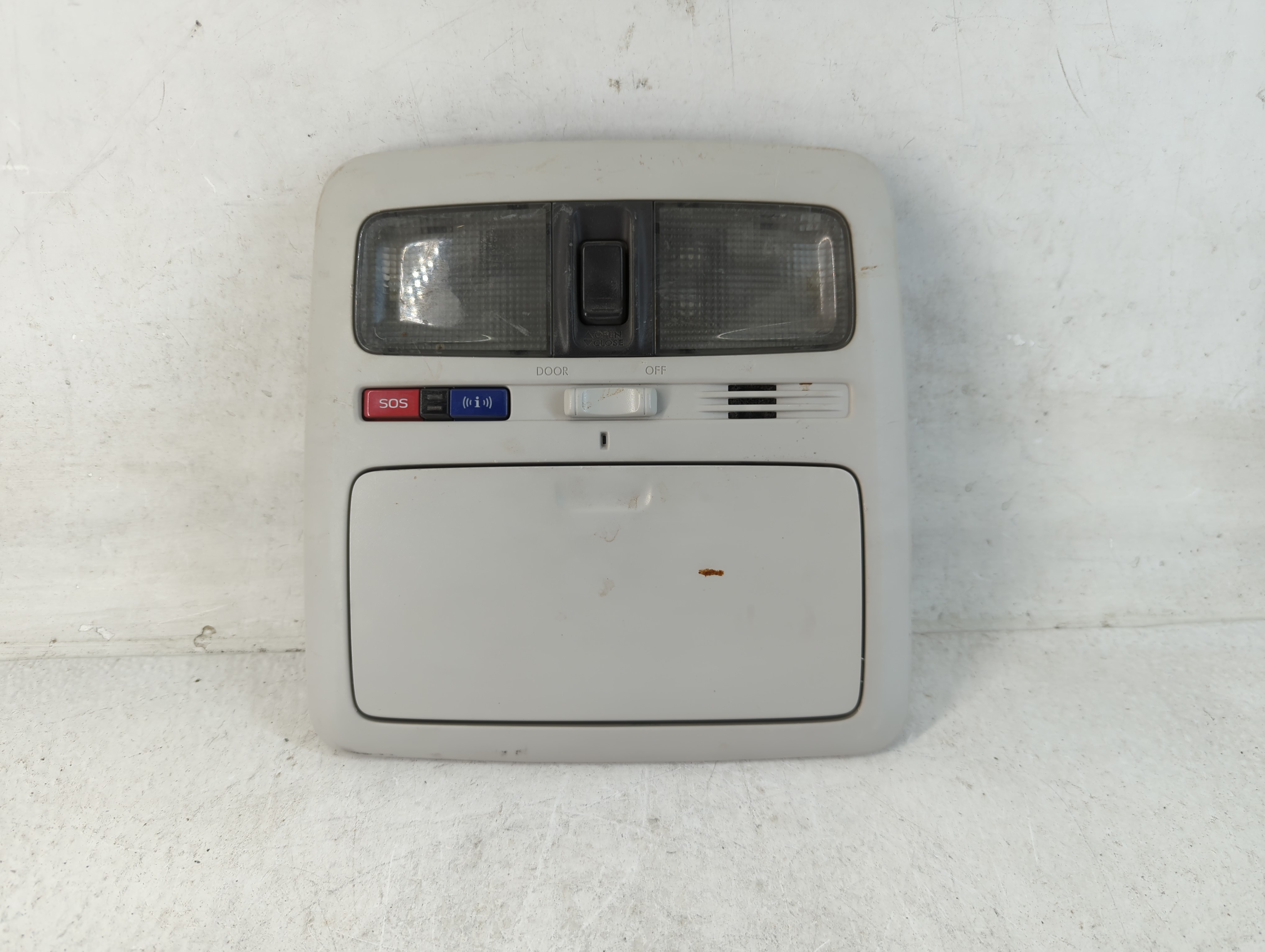 2018 Subaru Forester Overhead Roof Console 798146 - Oemusedautoparts1.com