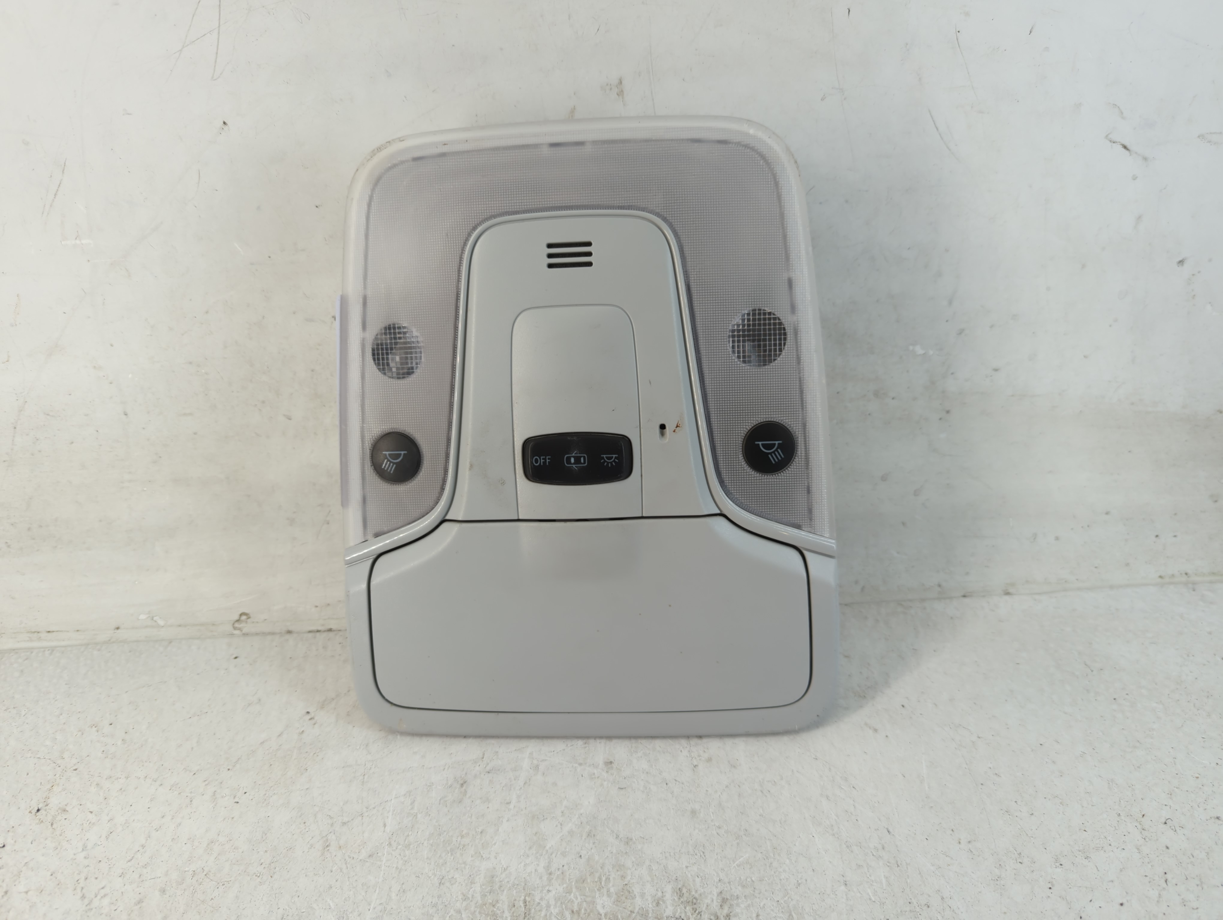 2017 Toyota Prius Prime Overhead Roof Console 798147 - Oemusedautoparts1.com