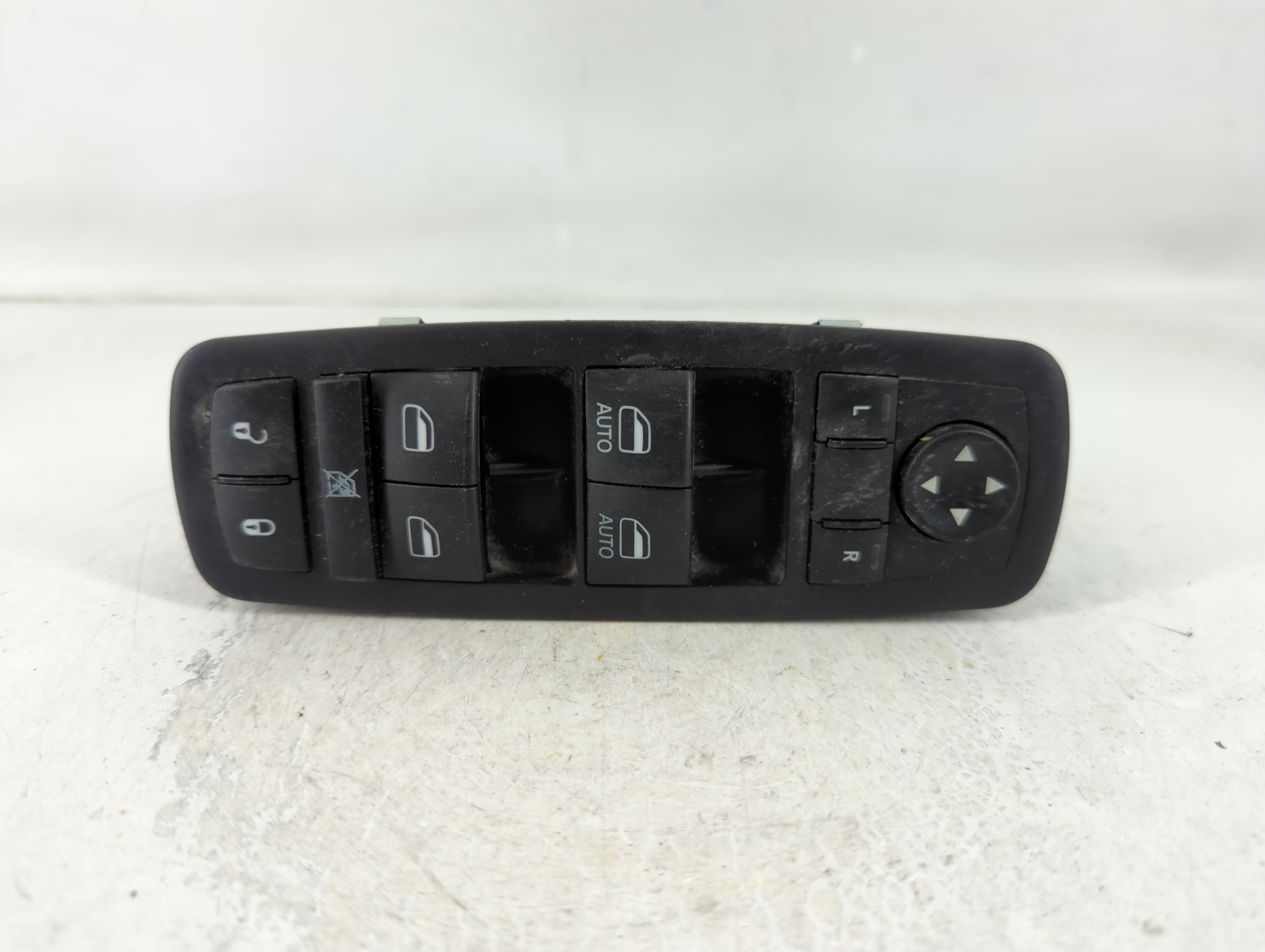 2015-2017 Chrysler 200 Driver Left Door Master Power Window Switch 798155 - Oemusedautoparts1.com