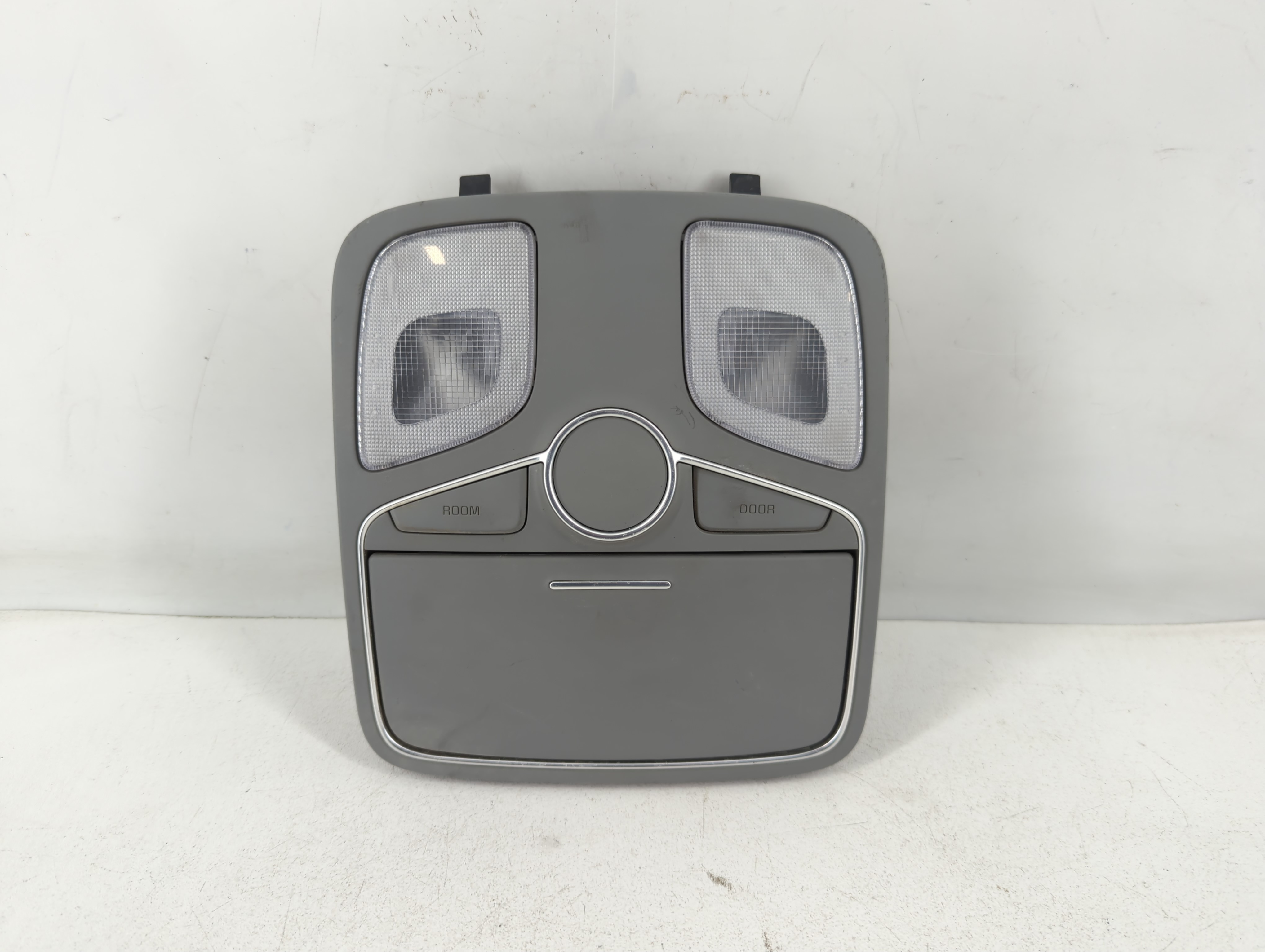 2015 Kia Sorento Overhead Roof Console 798164 - Oemusedautoparts1.com