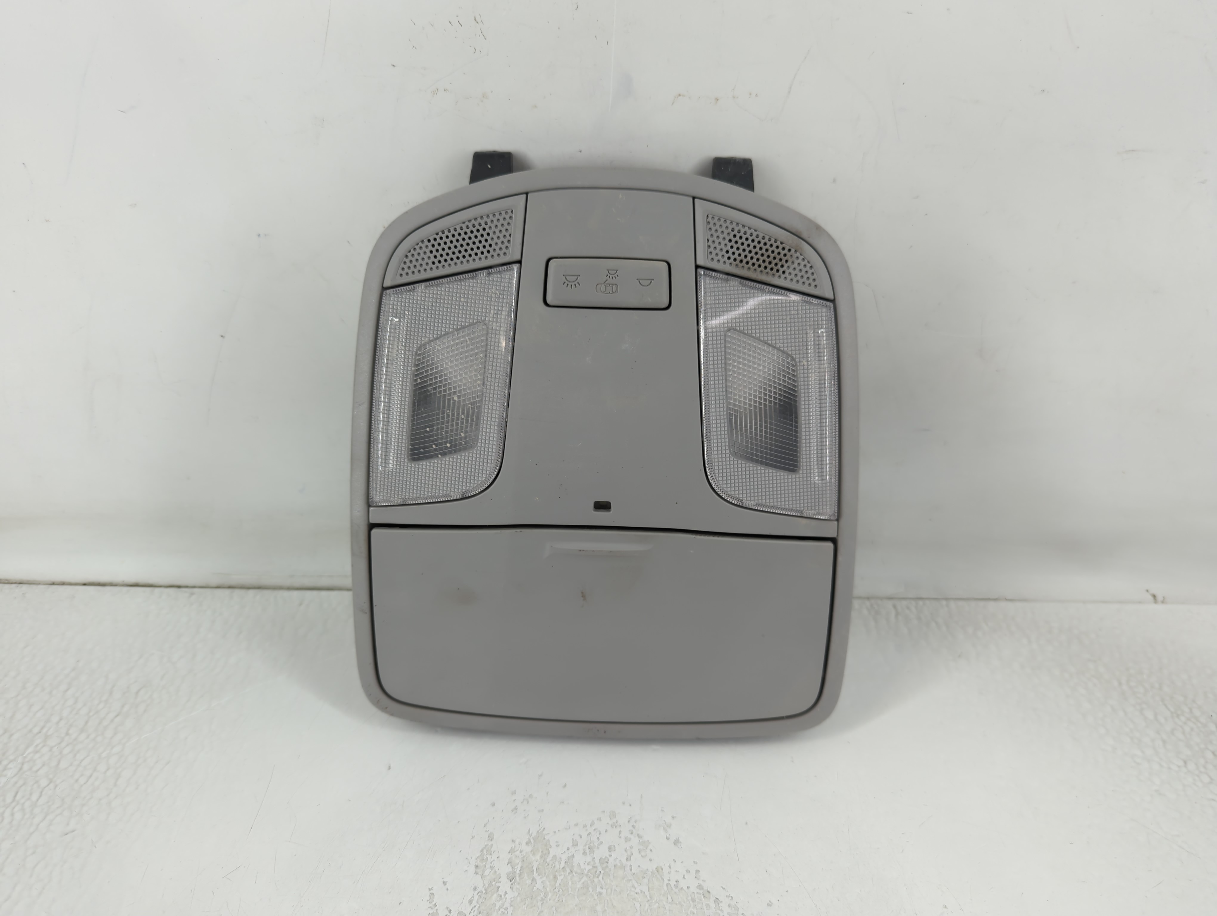2015 Hyundai Sonata Overhead Roof Console 798168 - Oemusedautoparts1.com