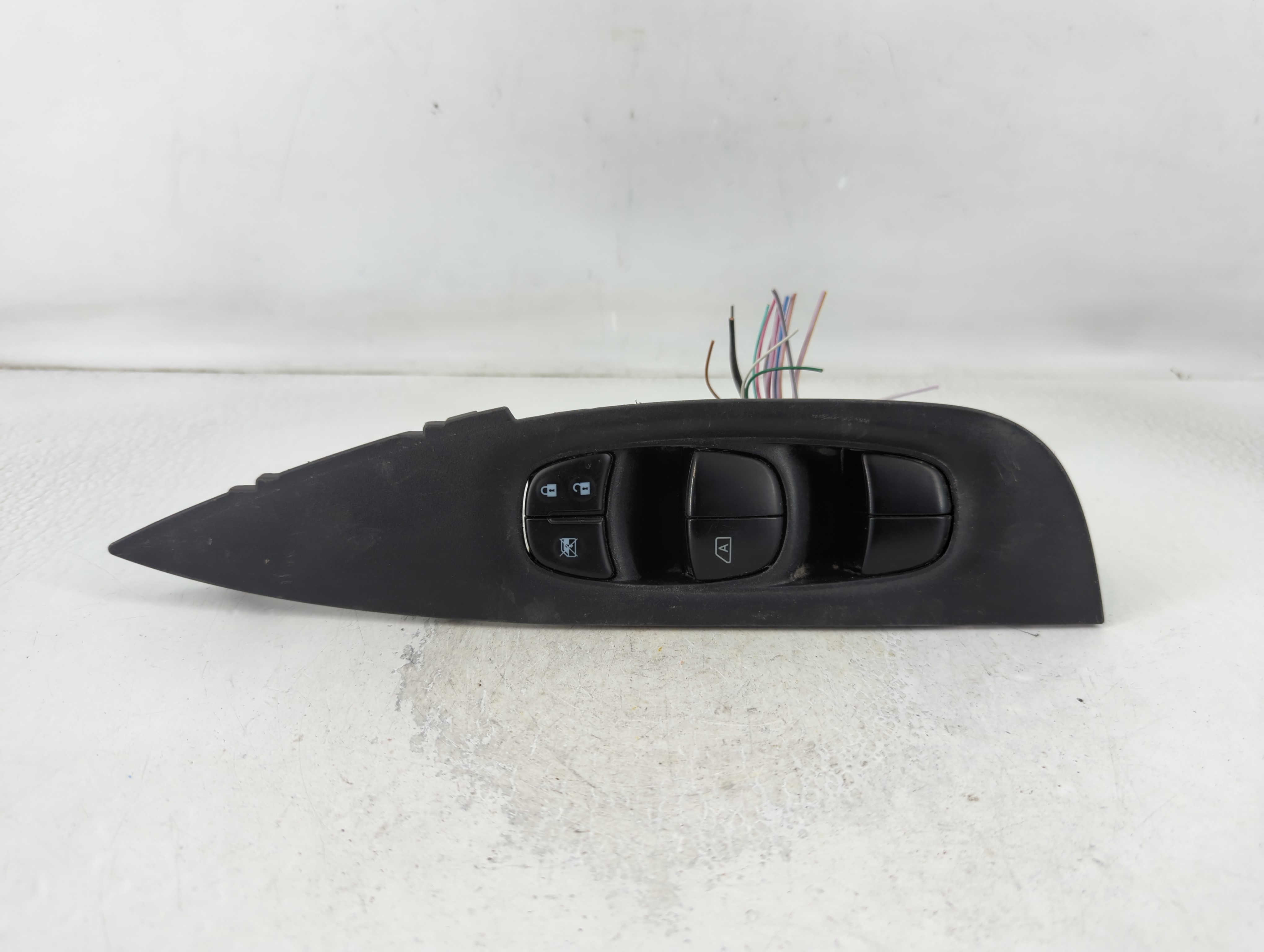 2017-2022 Nissan Rogue Sport Driver Left Door Master Power Window Switch 798175 - Oemusedautoparts1.com