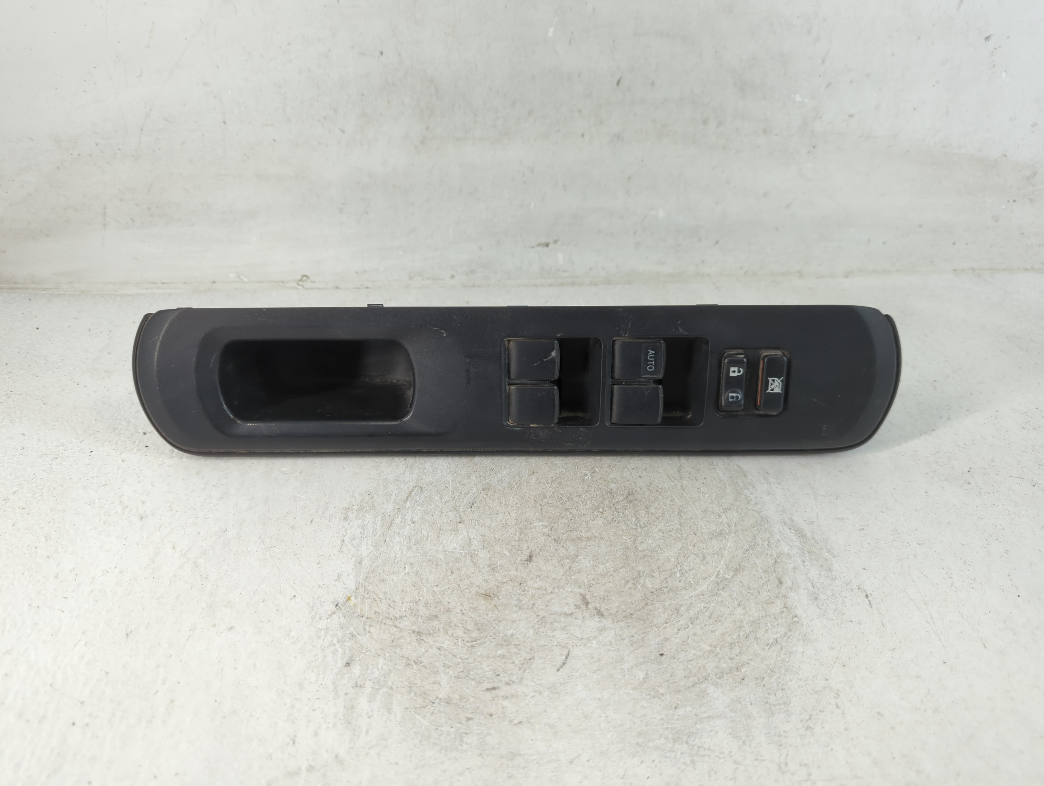 2015-2019 Toyota Prius C Driver Left Door Master Power Window Switch 798228 - Oemusedautoparts1.com
