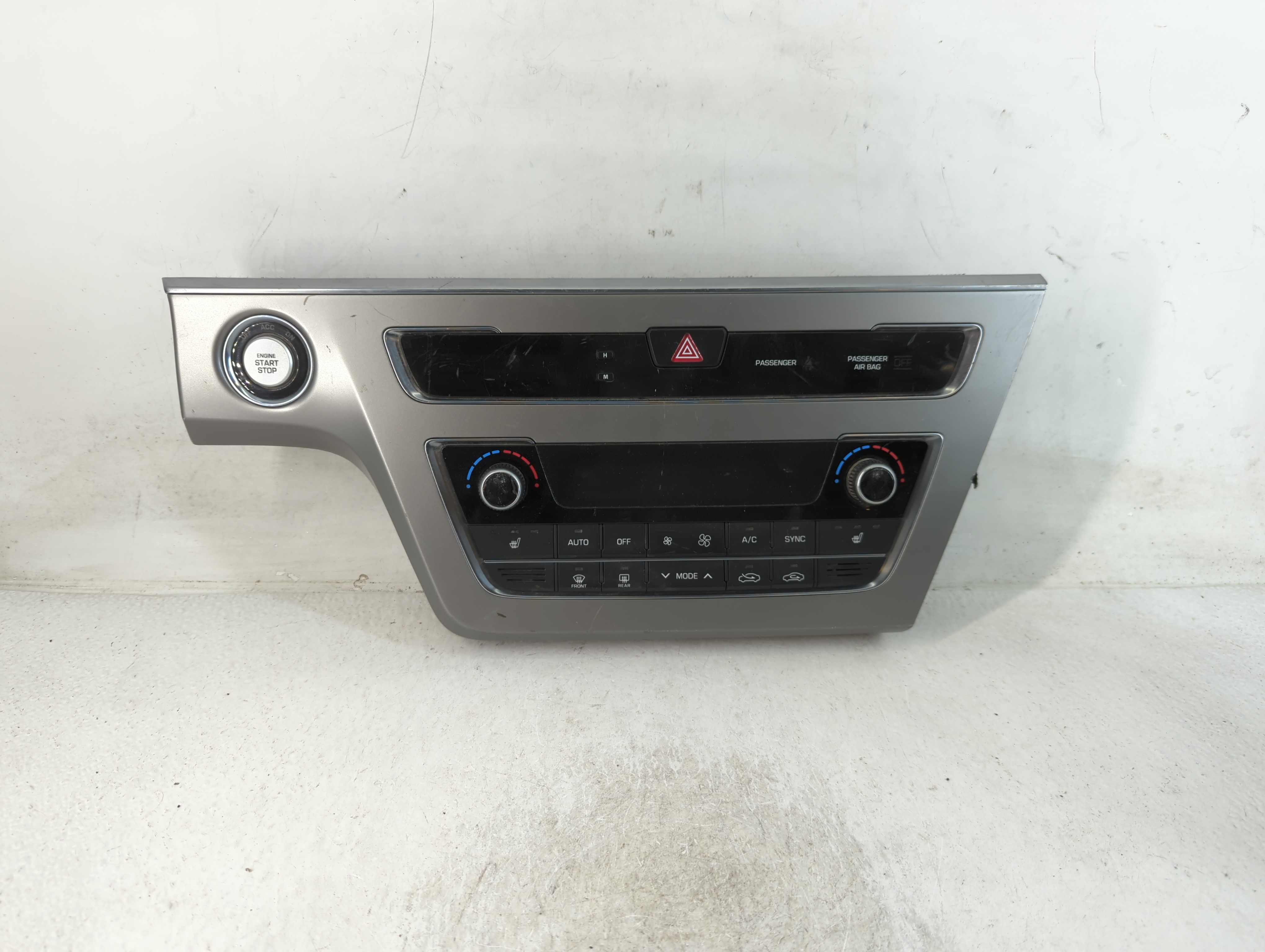 2011-2015 Hyundai Sonata Ac Heater Climate Control 94510-c1500 798246 - Oemusedautoparts1.com