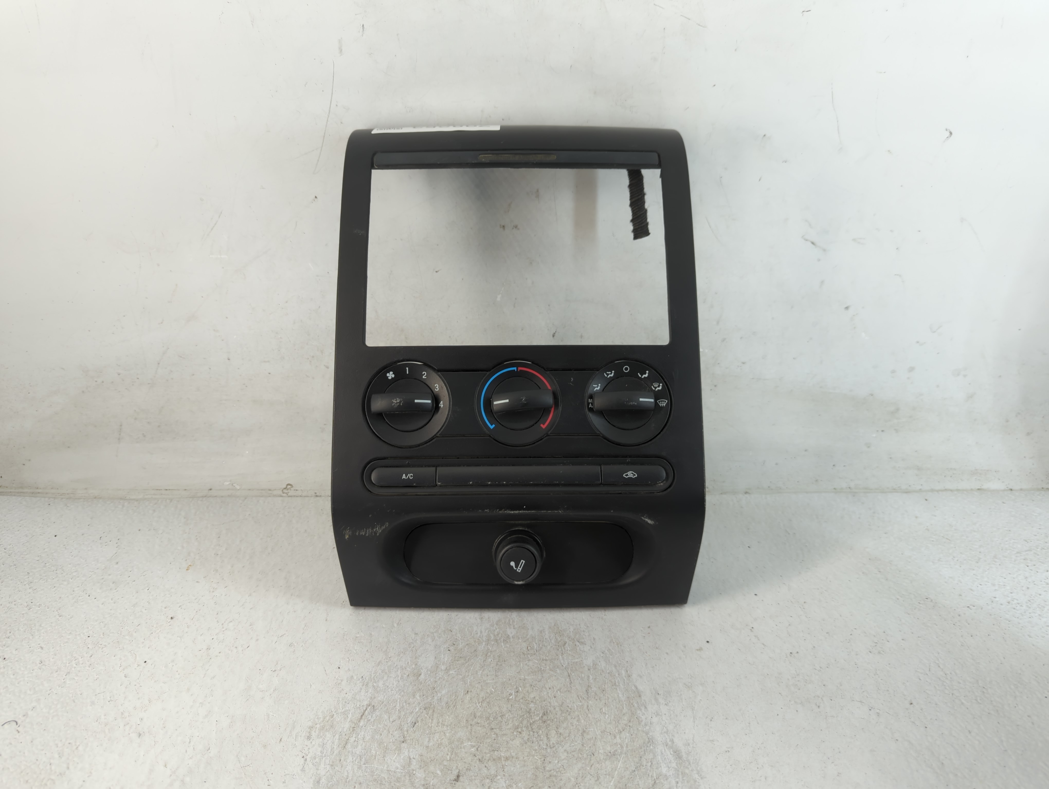 2004-2008 Ford F-150 Ac Heater Climate Control 4l3h-19880-aa 798253 - Oemusedautoparts1.com
