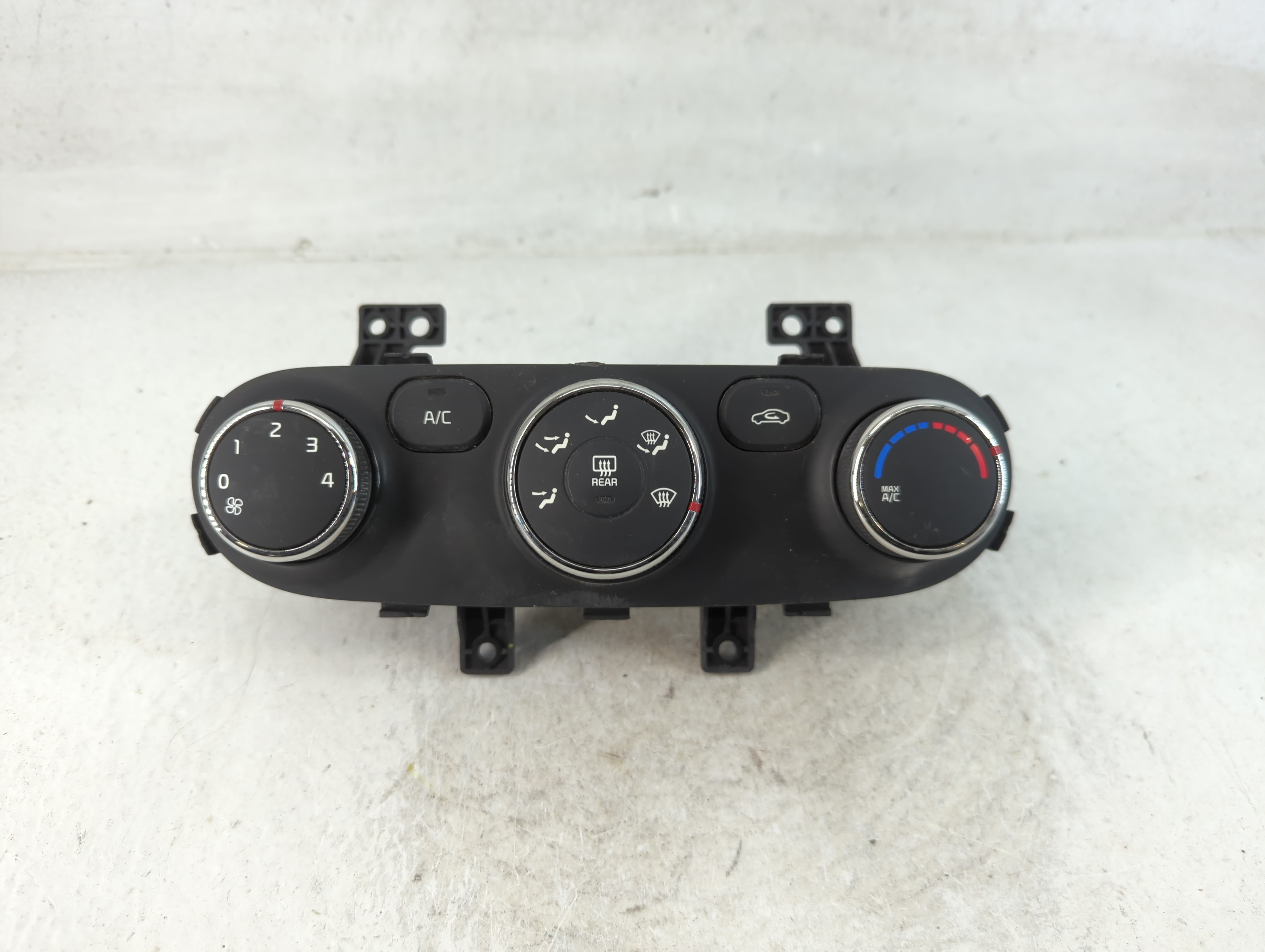 Kia Forte Ac Heater Climate Control 97250-az050wk 798257 - Oemusedautoparts1.com