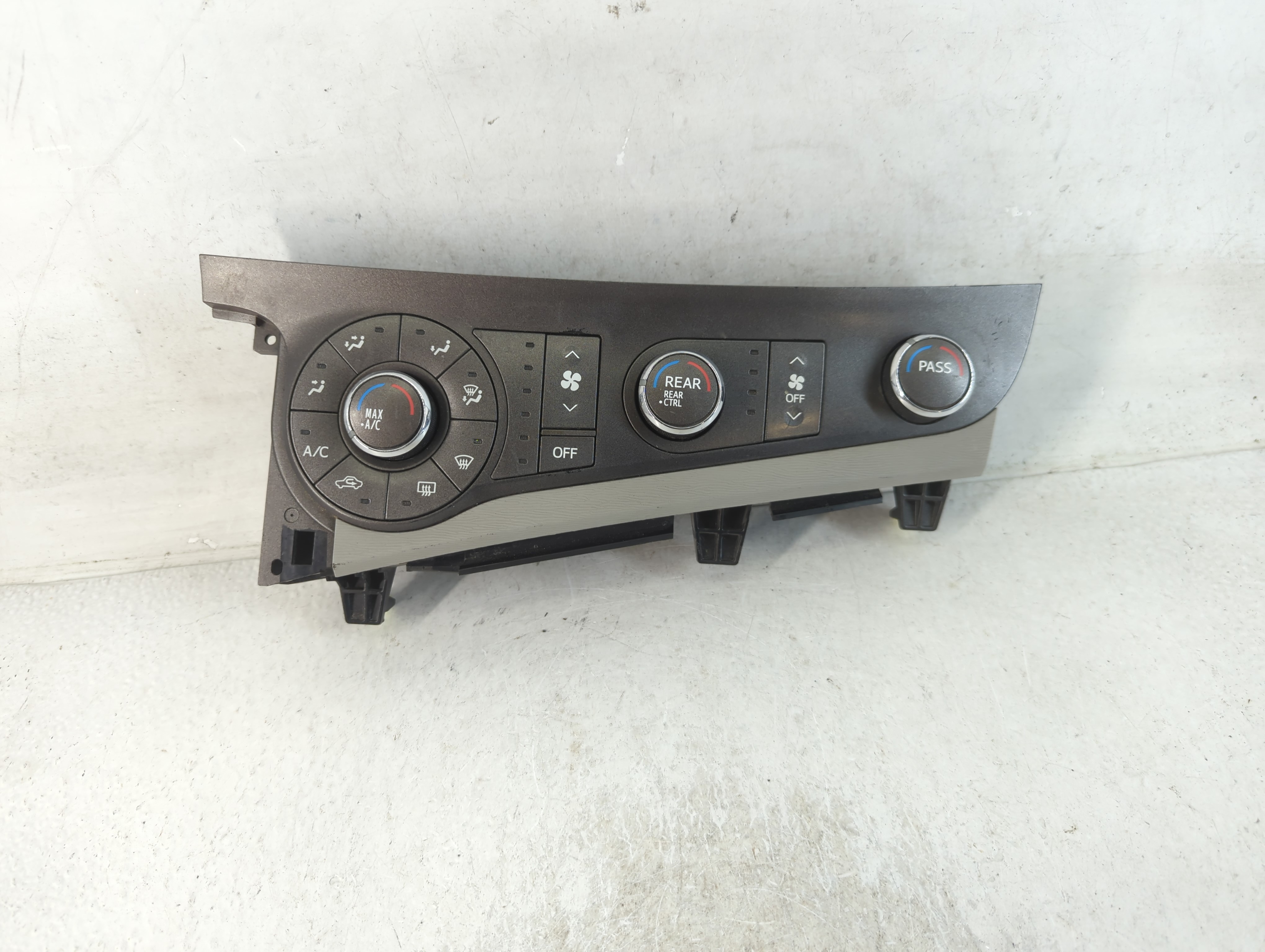 2011-2014 Toyota Sienna Ac Heater Climate Control 55900-08141-b0 798326 - Oemusedautoparts1.com