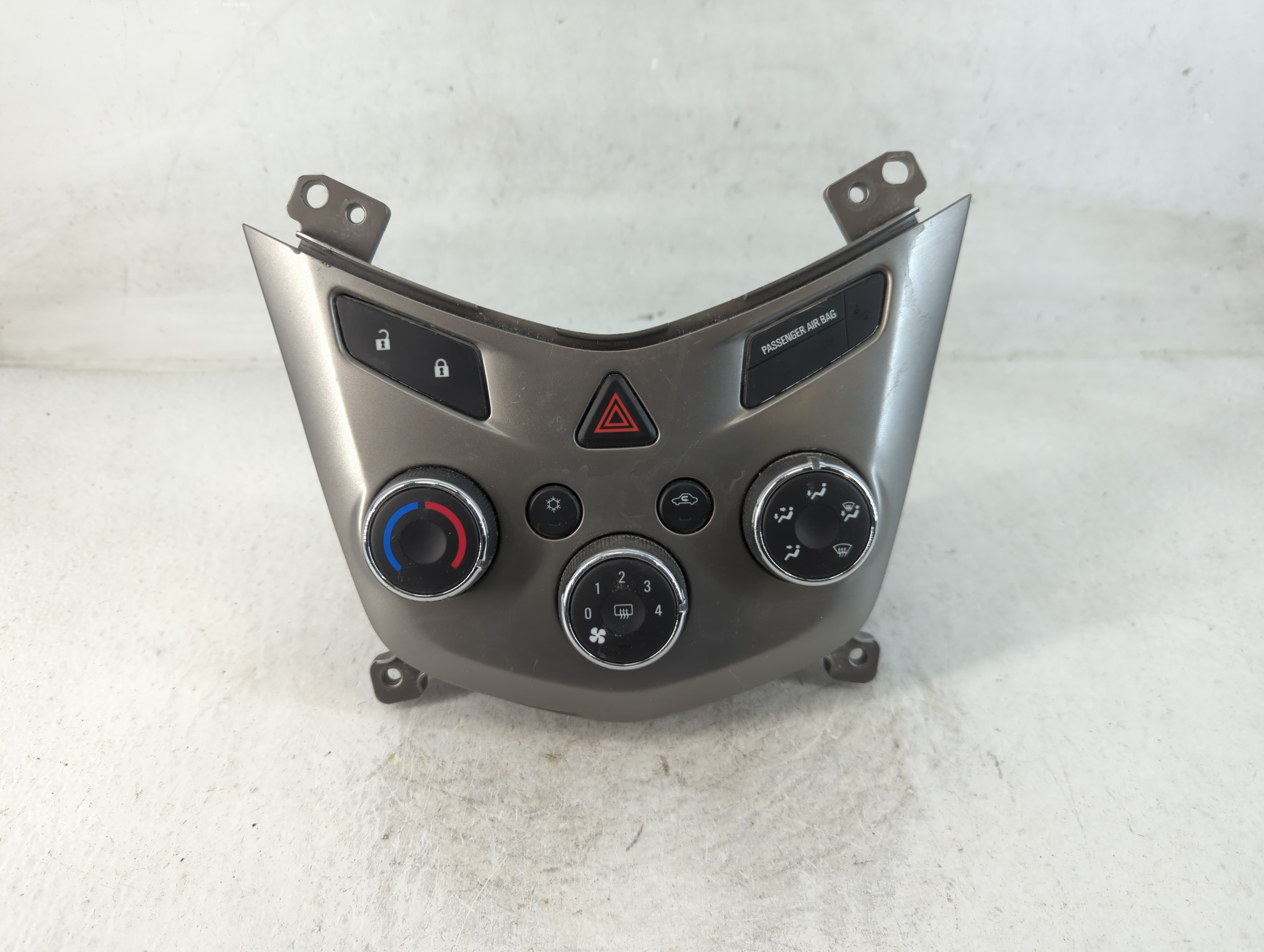 2013-2014 Chevrolet Sonic Ac Heater Climate Control 1207302991 798330 - Oemusedautoparts1.com