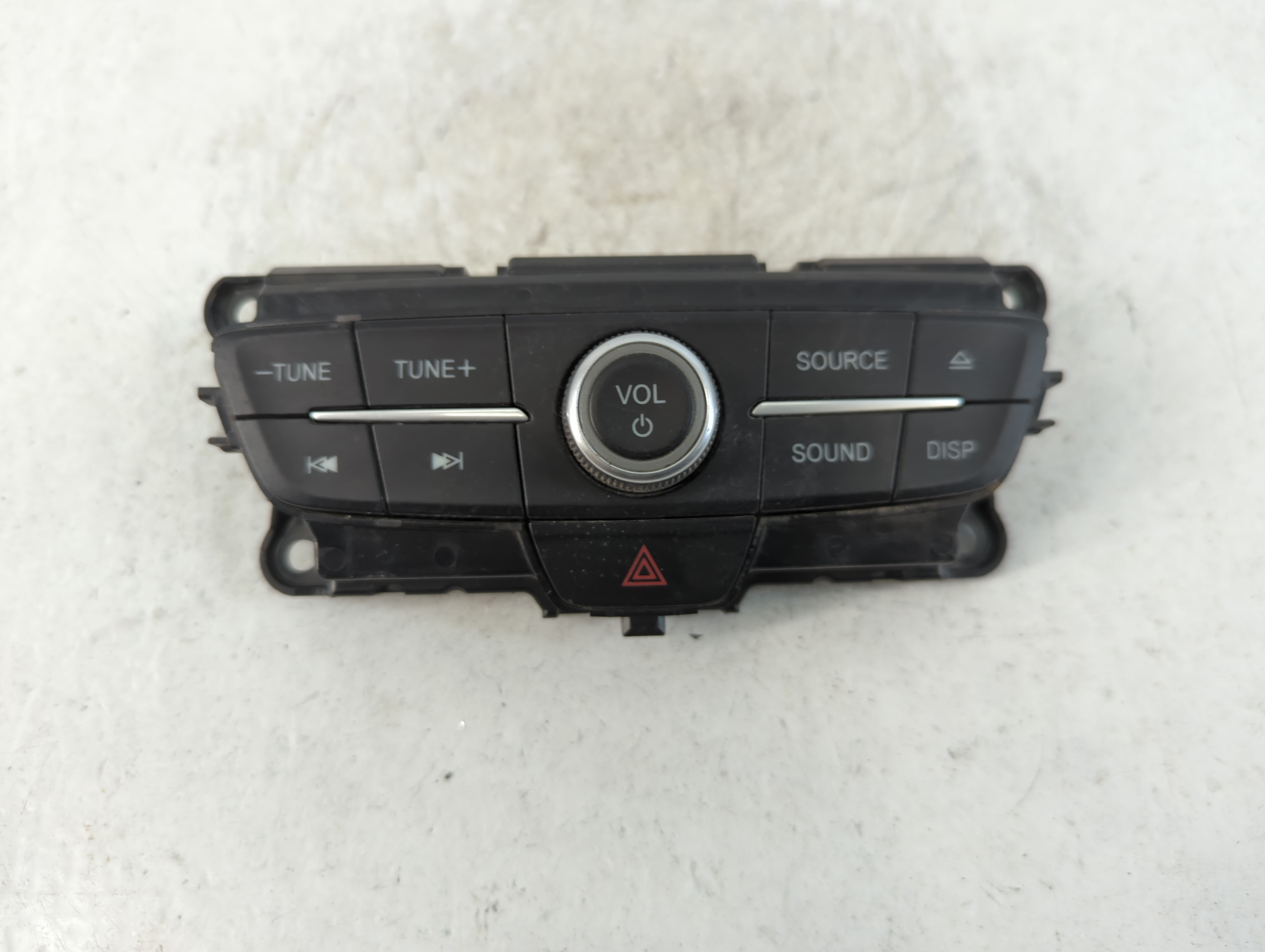 2017-2019 Ford Escape Ac Heater Climate Control F1ct18k811hc 798383 - Oemusedautoparts1.com