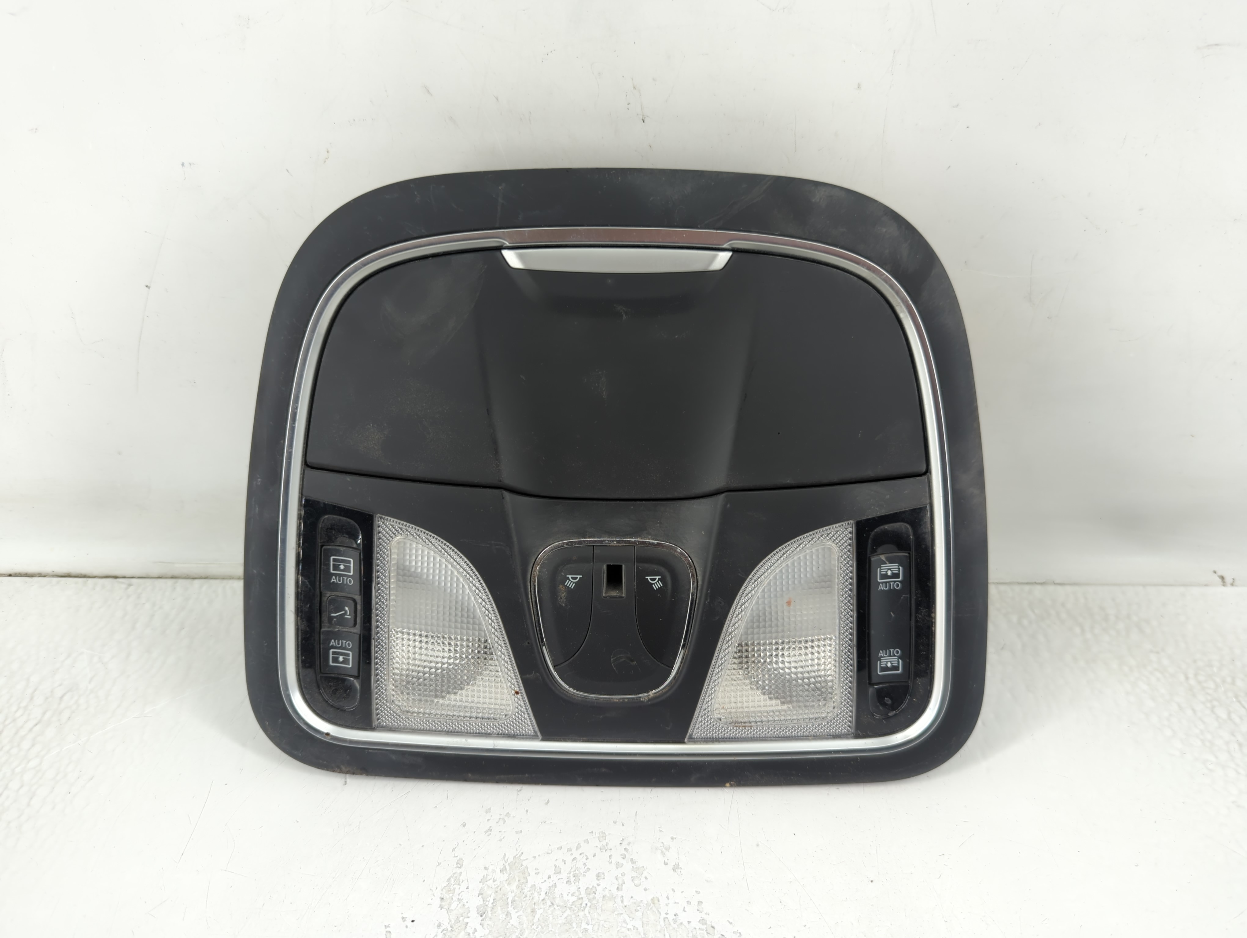 2015-2017 Chrysler 200 Overhead Roof Console Interior Dome Light 798391 - Oemusedautoparts1.com
