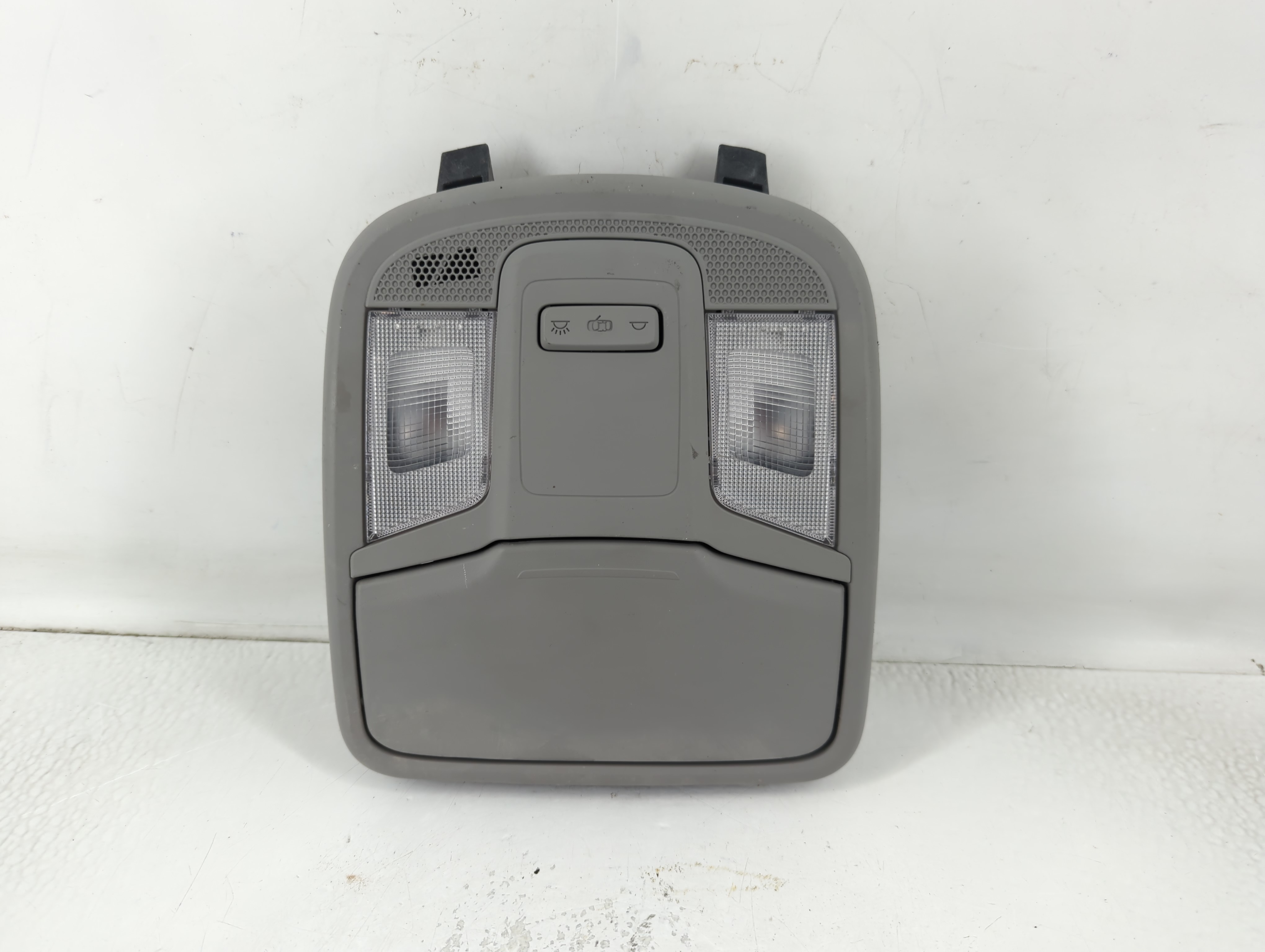 2015 Kia Optima Overhead Roof Console 798398 - Oemusedautoparts1.com