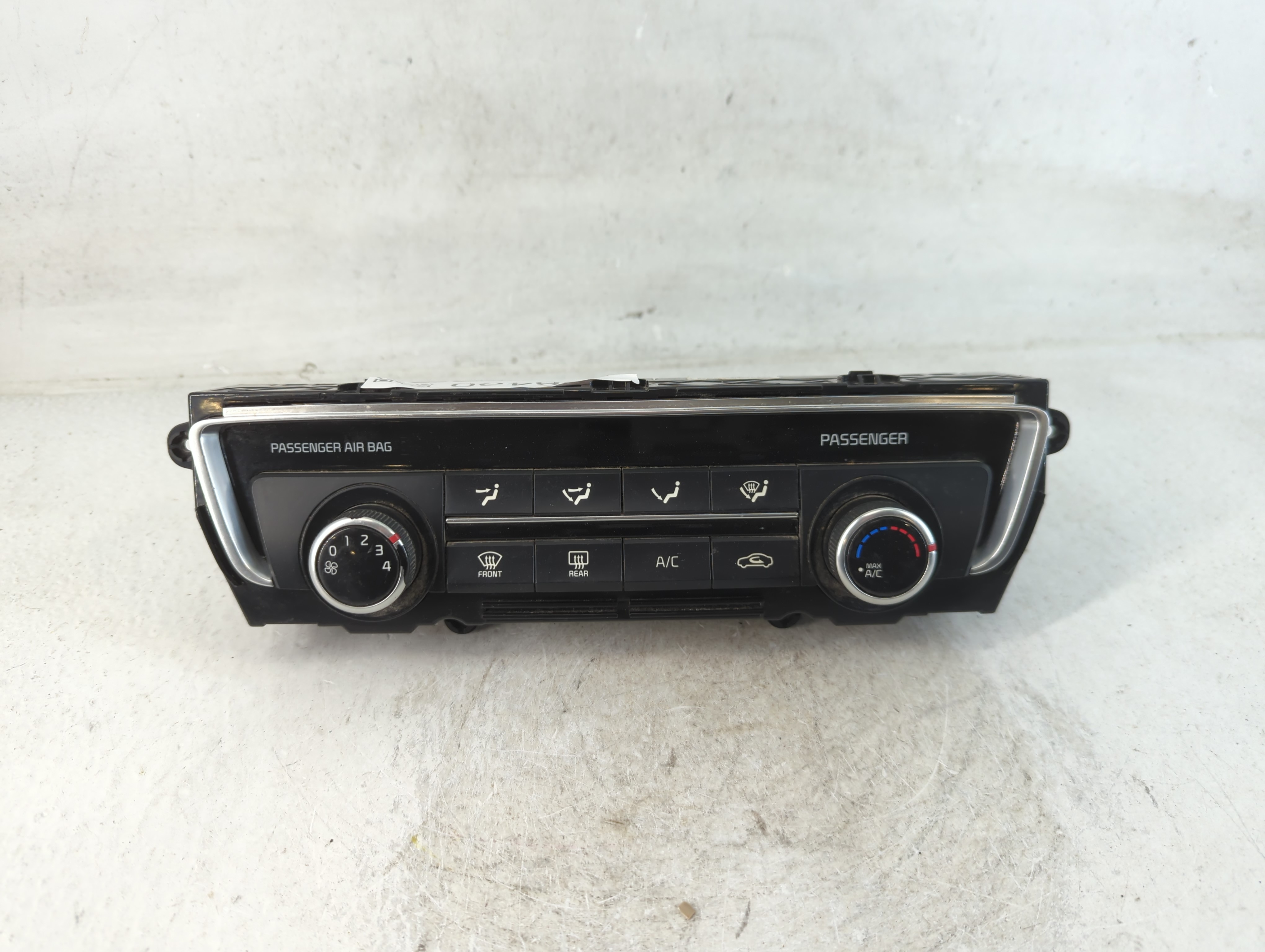 2016-2018 Kia Optima Ac Heater Climate Control 97250-d5500 798490 - Oemusedautoparts1.com