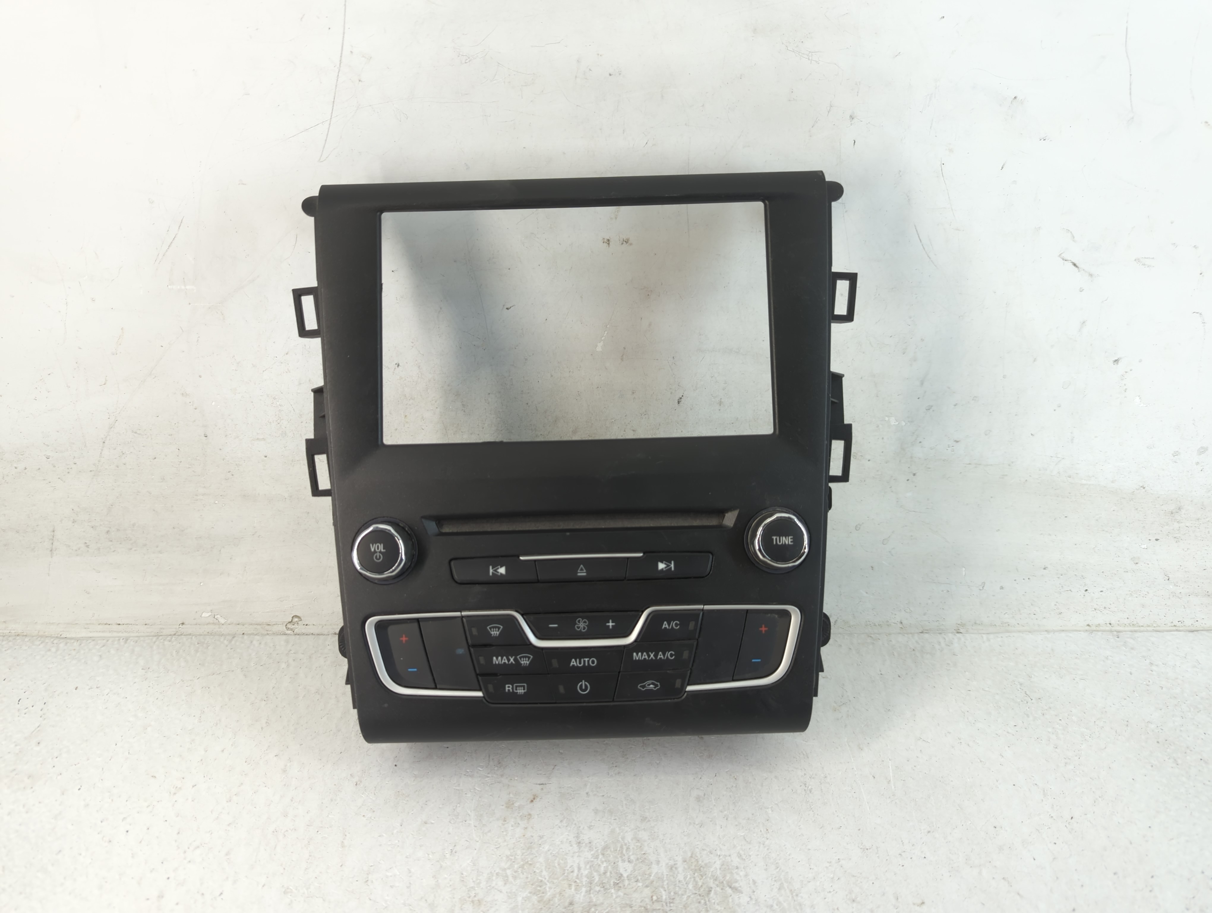 2017-2020 Ford Fusion Radio Control Panel 798510 - Oemusedautoparts1.com