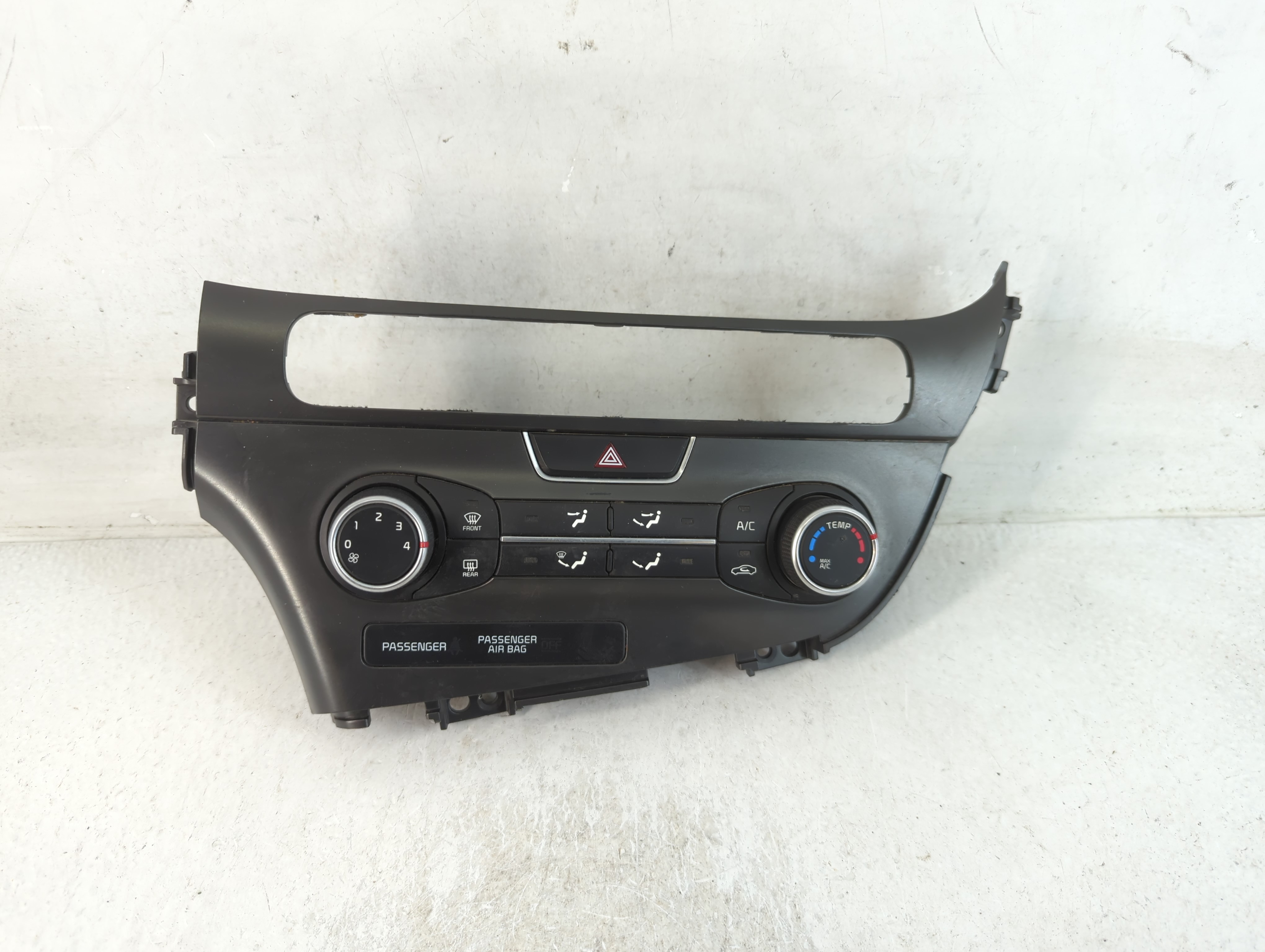2014-2015 Kia Optima Ac Heater Climate Control 97250-2txxx 798513 - Oemusedautoparts1.com